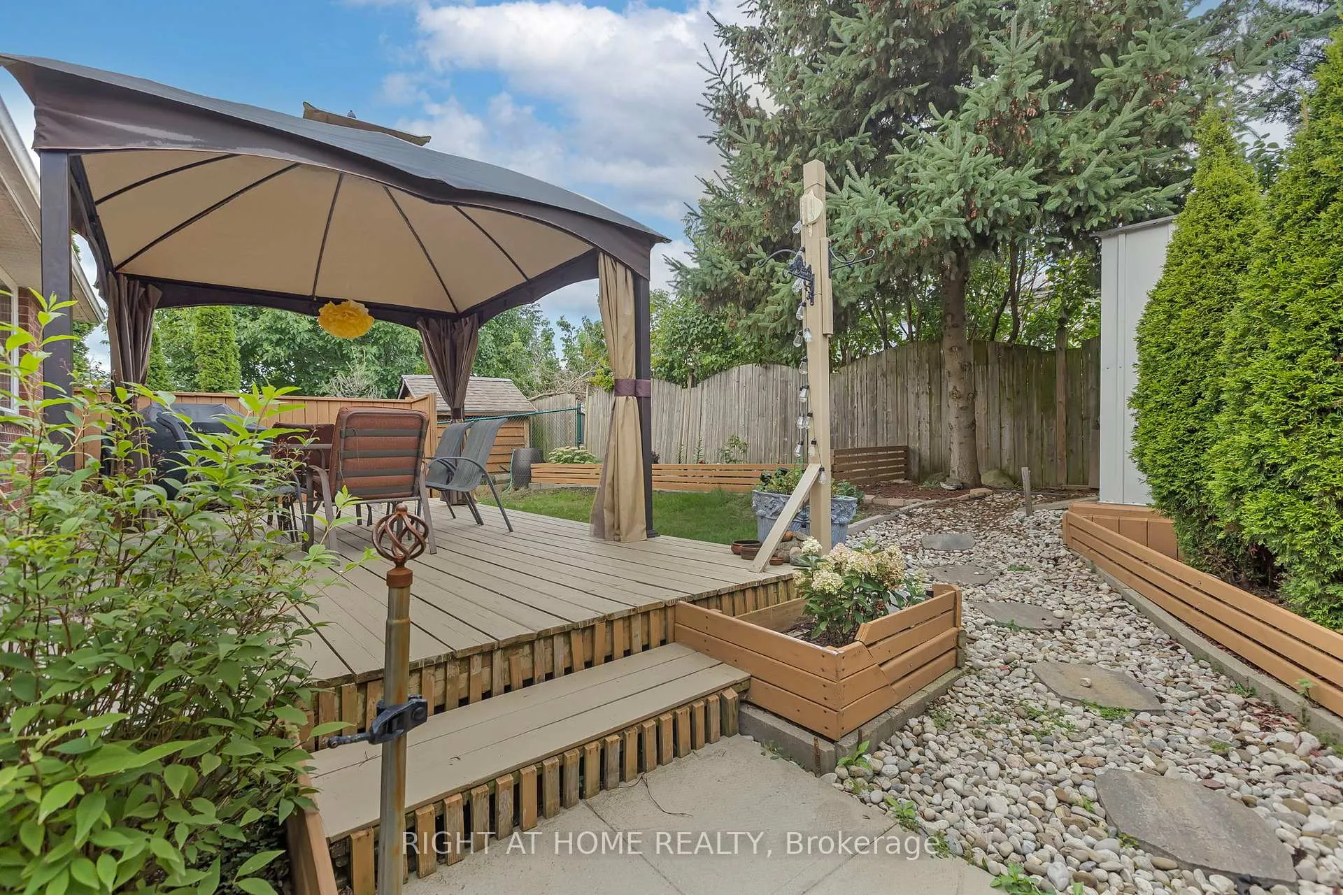 Photo 12 of 212 Holbeach Crescent, Waterloo — HOMEH