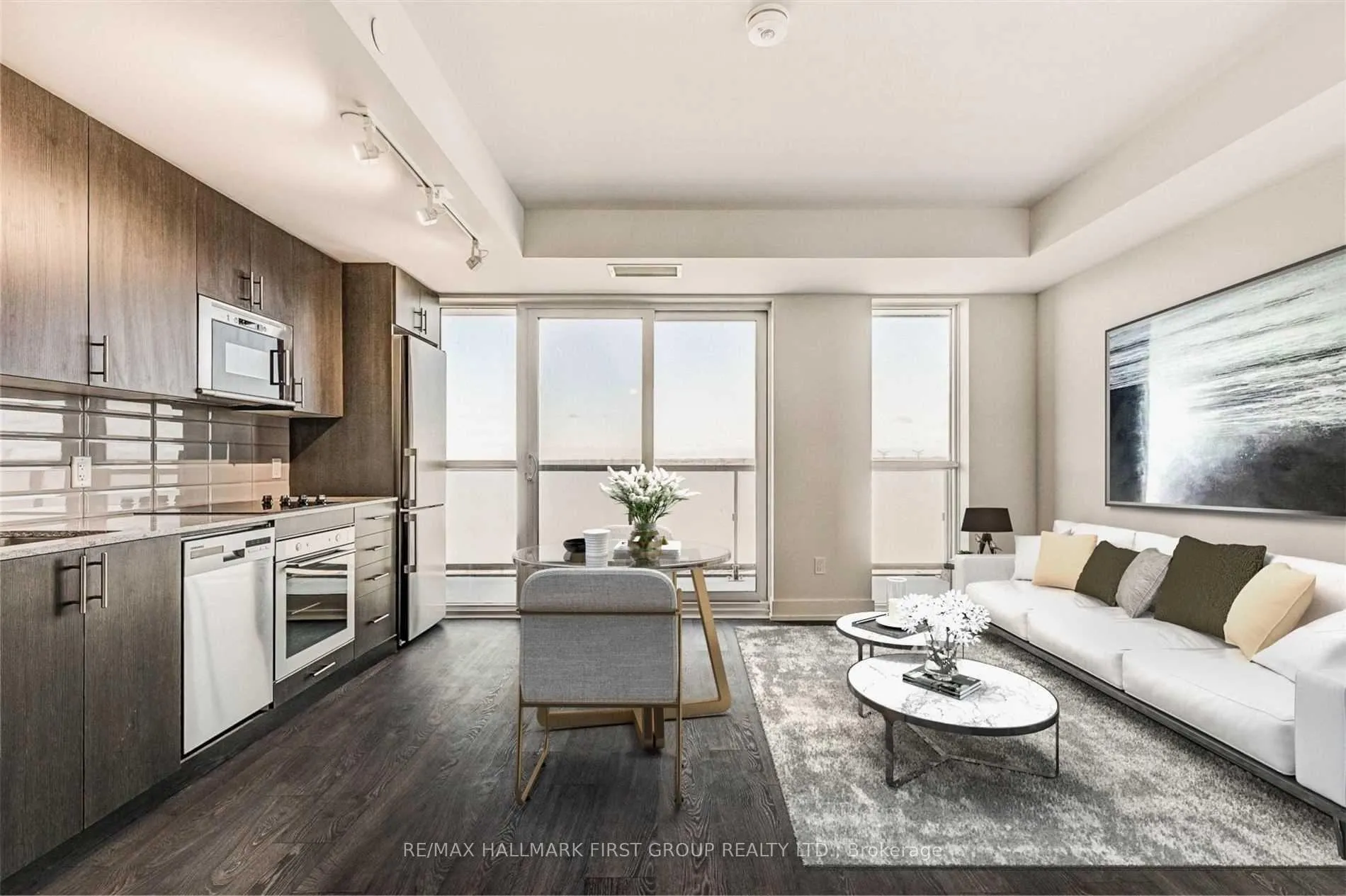 Front of Unit 1521, 2550 Simcoe Street N