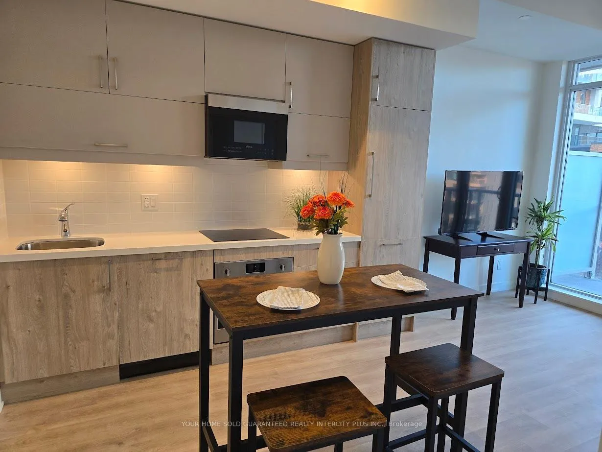 Photo 8 of Unit 1008, 8119 Birchmount Road, Markham, Unionville — HOMEH