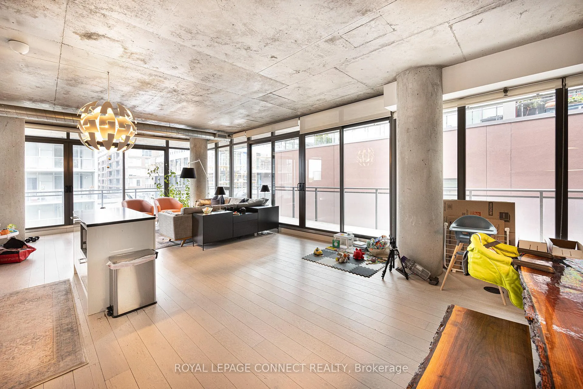 Photo 6 of Unit 412, 90 Broadview Avenue, Toronto, South Riverdale — HOMEH