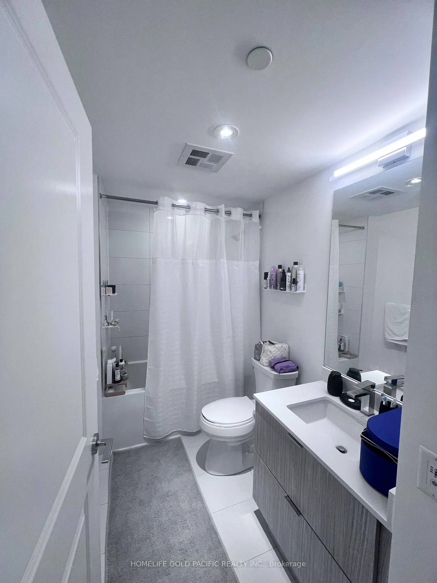 Photo 15 of Unit 3805, 395 Bloor Street E, Toronto, North St. James Town — HOMEH