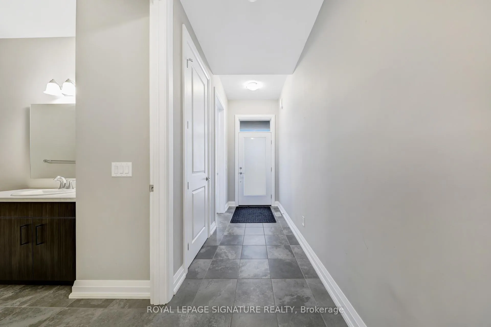 Photo 11 of Unit 2, 8974 Willoughby Drive, Niagara Falls, Chippawa — HOMEH