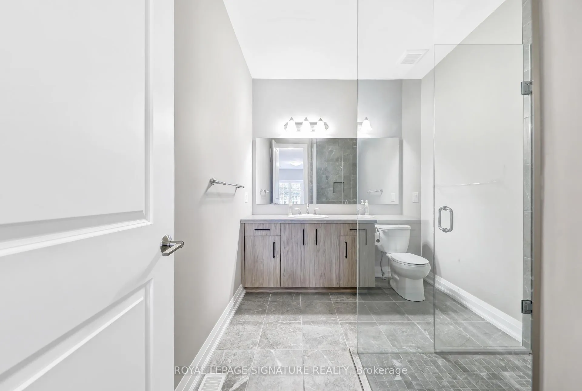 Photo 18 of Unit 2, 8974 Willoughby Drive, Niagara Falls, Chippawa — HOMEH