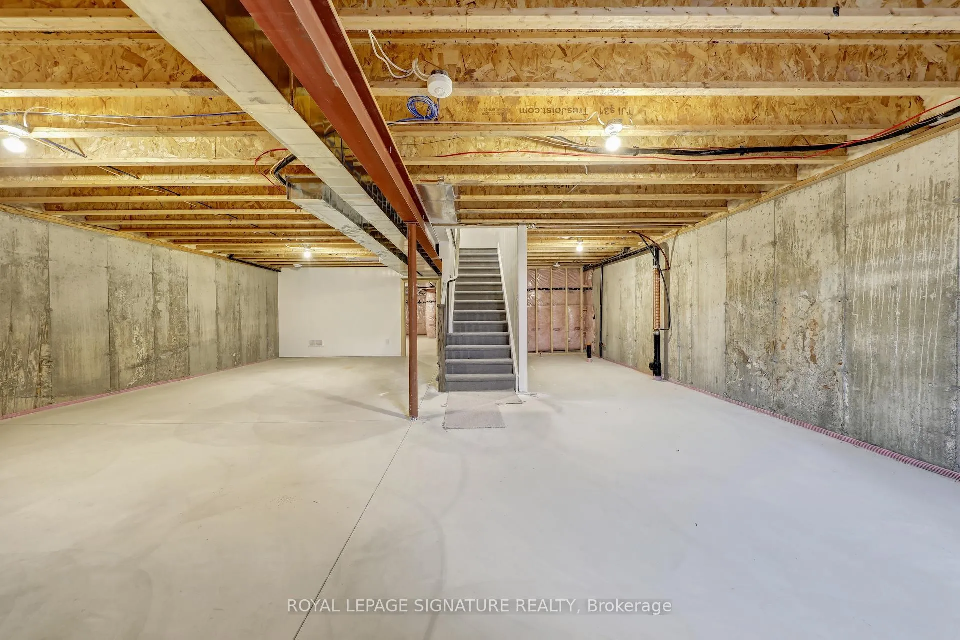 Photo 21 of Unit 2, 8974 Willoughby Drive, Niagara Falls, Chippawa — HOMEH