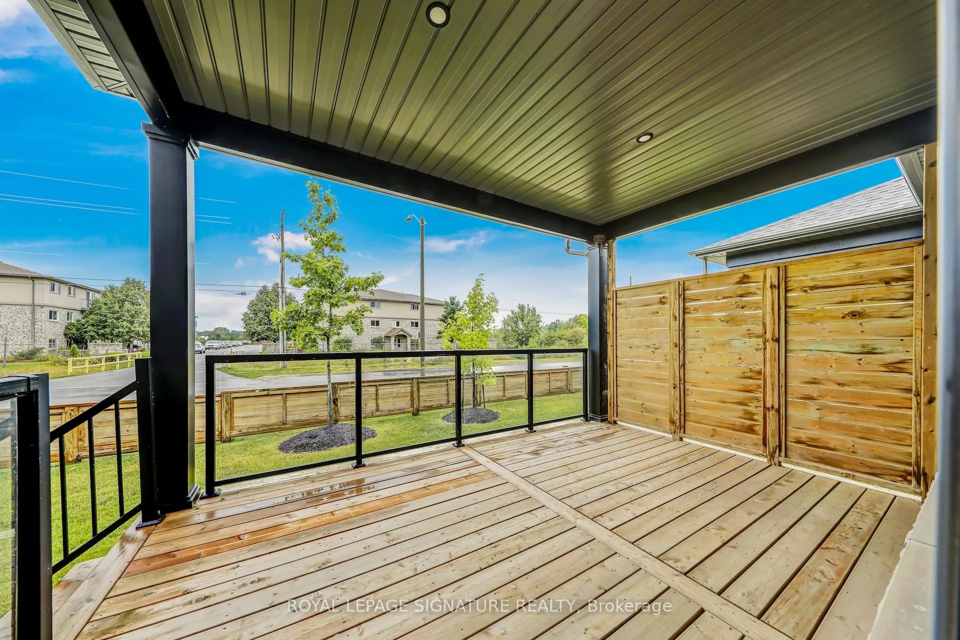 Photo 26 of Unit 2, 8974 Willoughby Drive, Niagara Falls, Chippawa — HOMEH