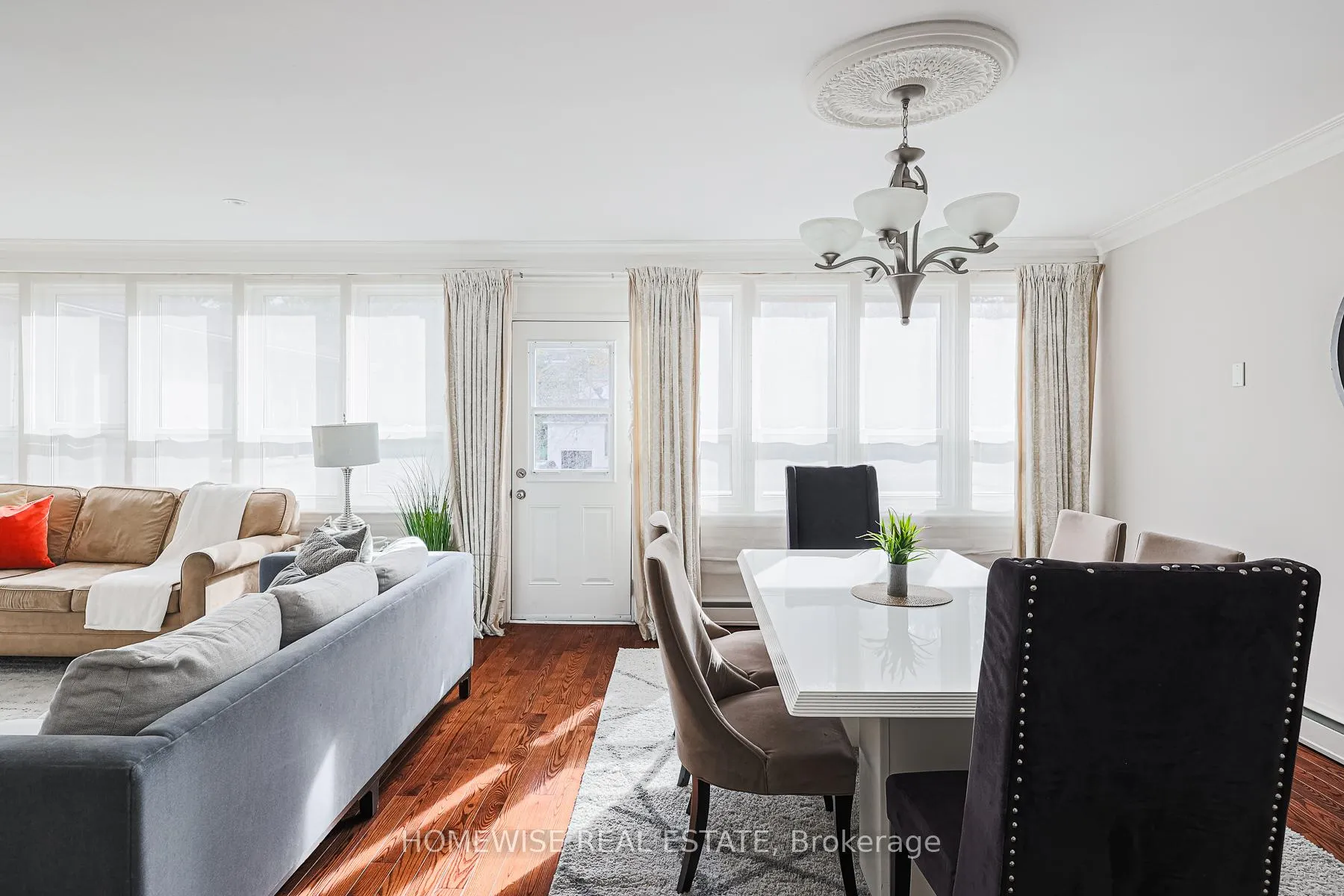 Photo 12 of Unit 4, 8 Ridge Hill Drive, Toronto, Forest Hill North — HOMEH