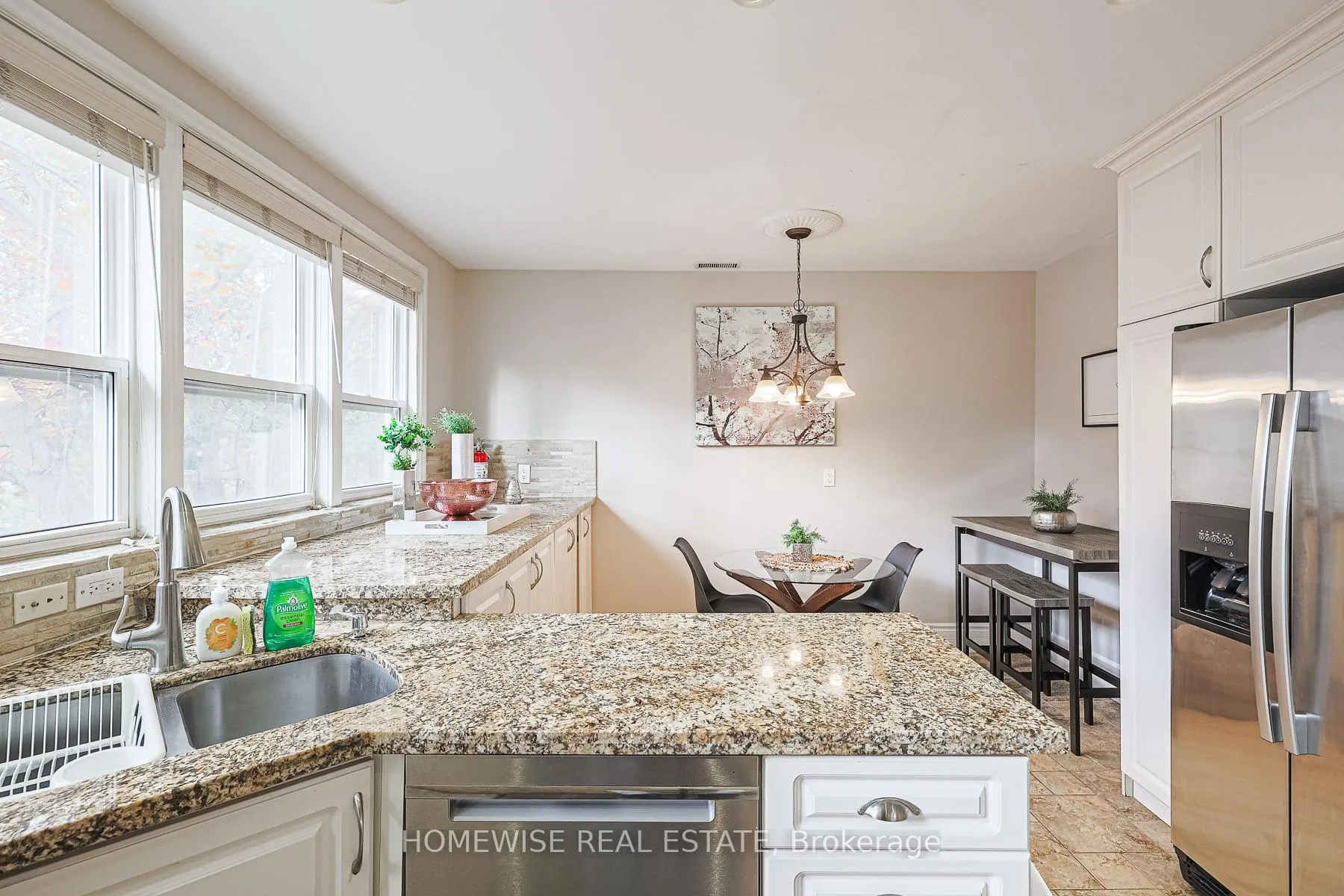 Photo 19 of Unit 4, 8 Ridge Hill Drive, Toronto, Forest Hill North — HOMEH