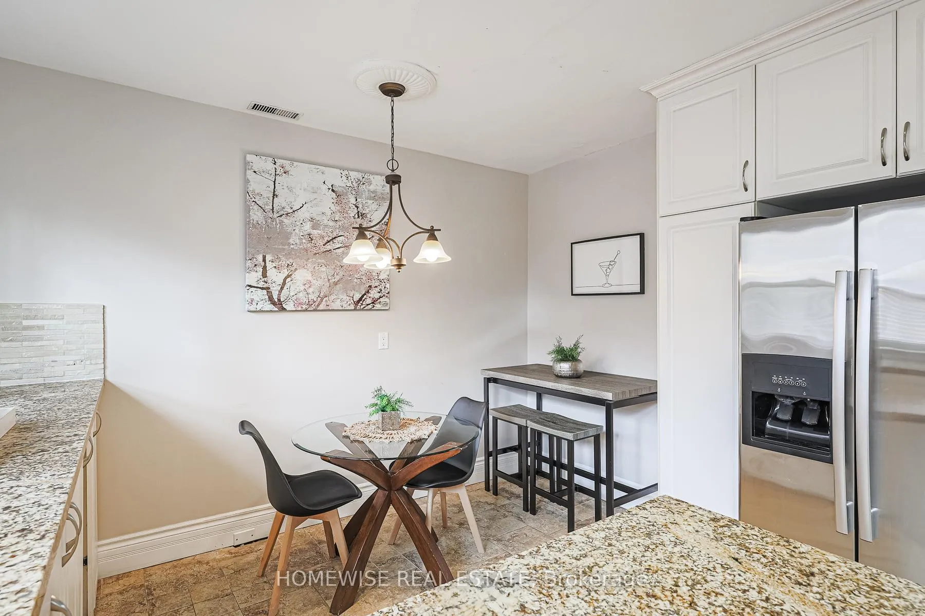 Photo 21 of Unit 4, 8 Ridge Hill Drive, Toronto, Forest Hill North — HOMEH