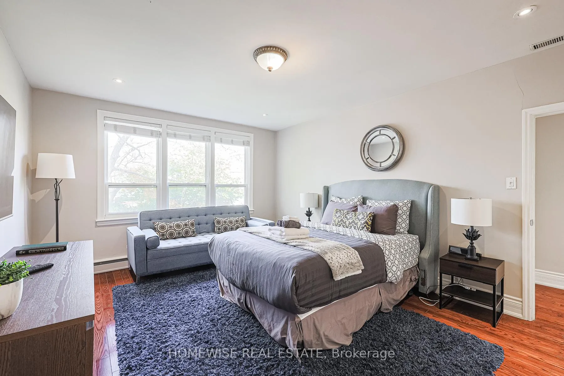 Photo 32 of Unit 4, 8 Ridge Hill Drive, Toronto, Forest Hill North — HOMEH