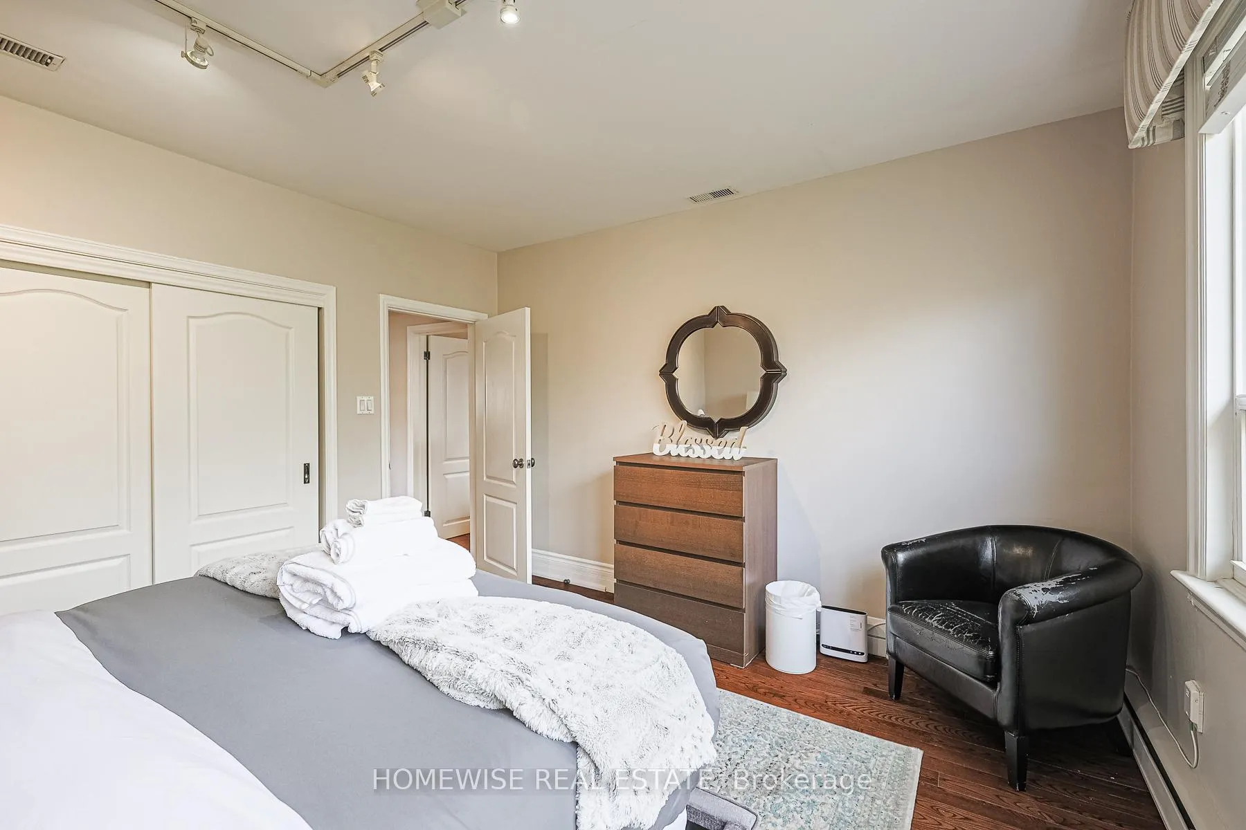 Photo 36 of Unit 4, 8 Ridge Hill Drive, Toronto, Forest Hill North — HOMEH