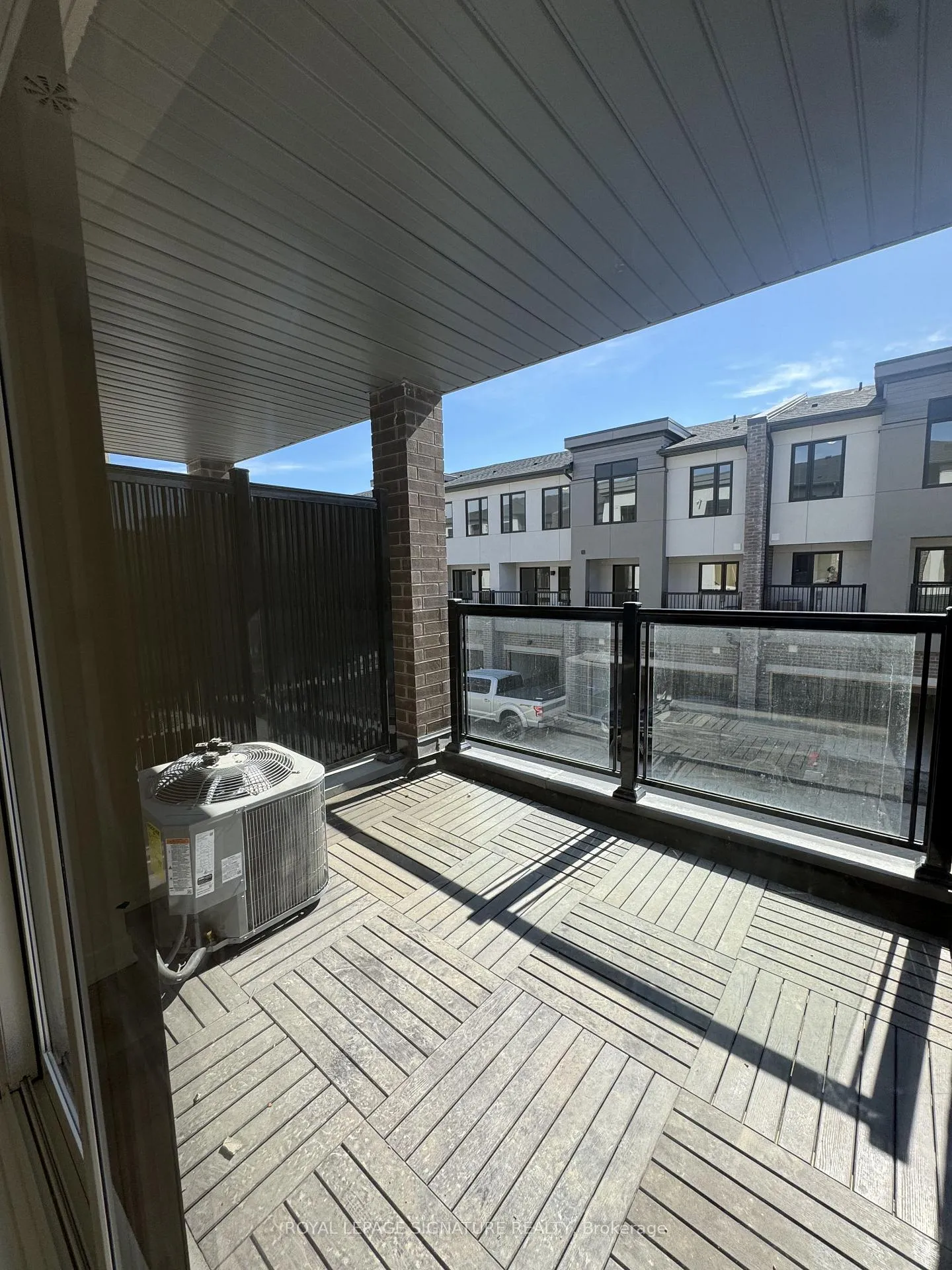 Photo 3 of Unit 1011, 1695 Dersan Street, Pickering, Duffin Heights — HOMEH