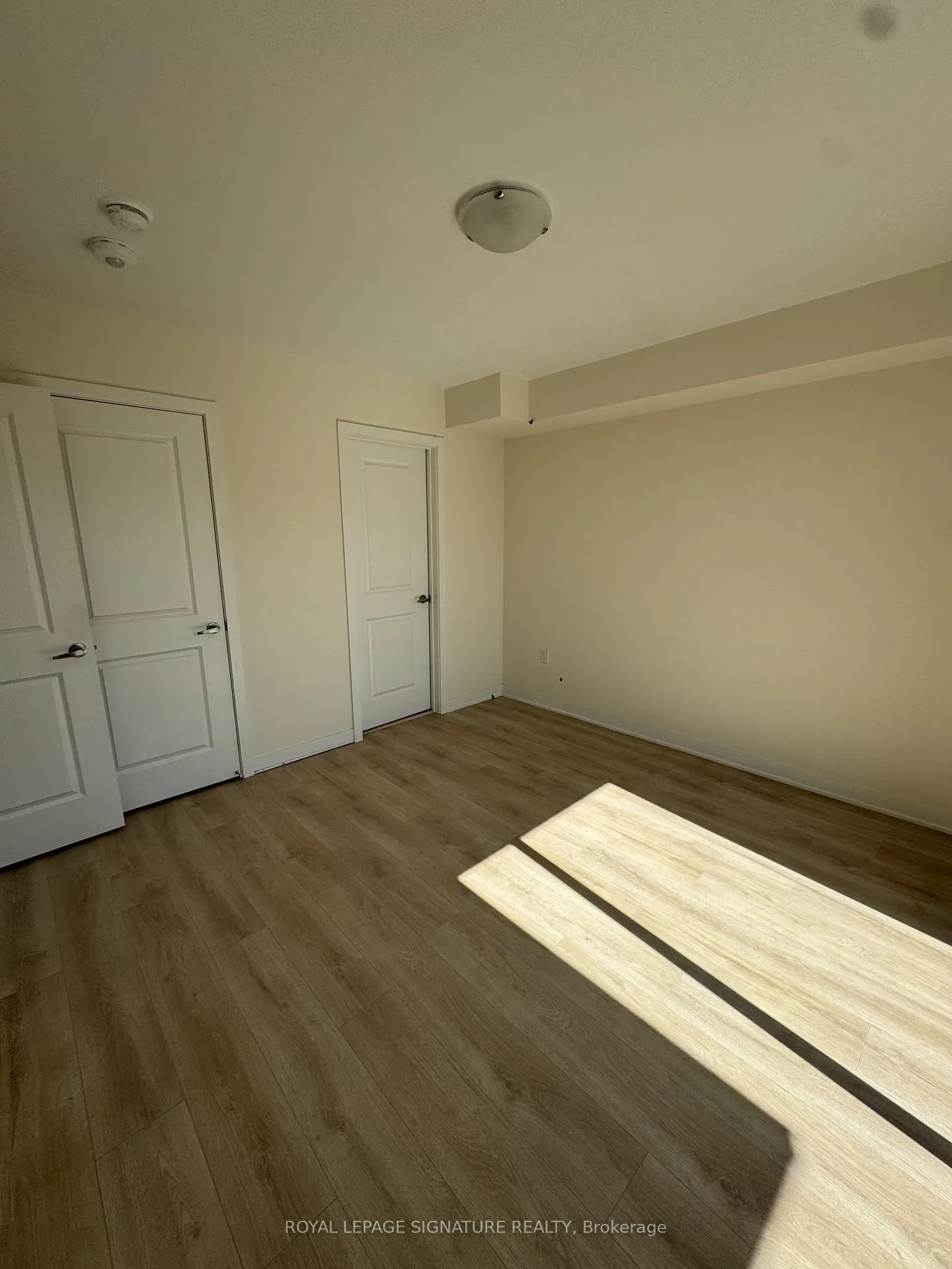 Photo 6 of Unit 1011, 1695 Dersan Street, Pickering, Duffin Heights — HOMEH