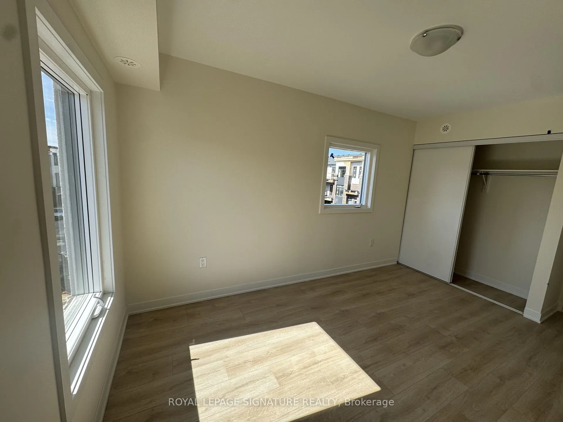 Photo 9 of Unit 1011, 1695 Dersan Street, Pickering, Duffin Heights — HOMEH