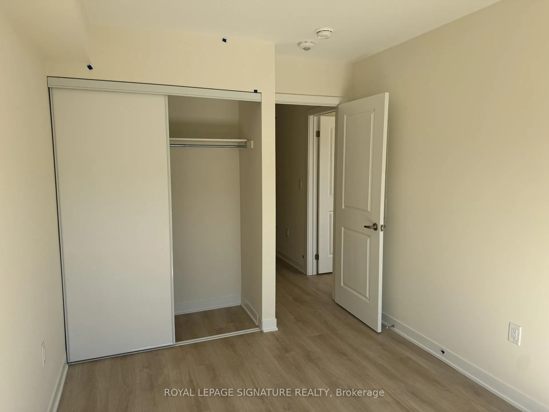 Photo 10 of Unit 1011, 1695 Dersan Street, Pickering, Duffin Heights — HOMEH