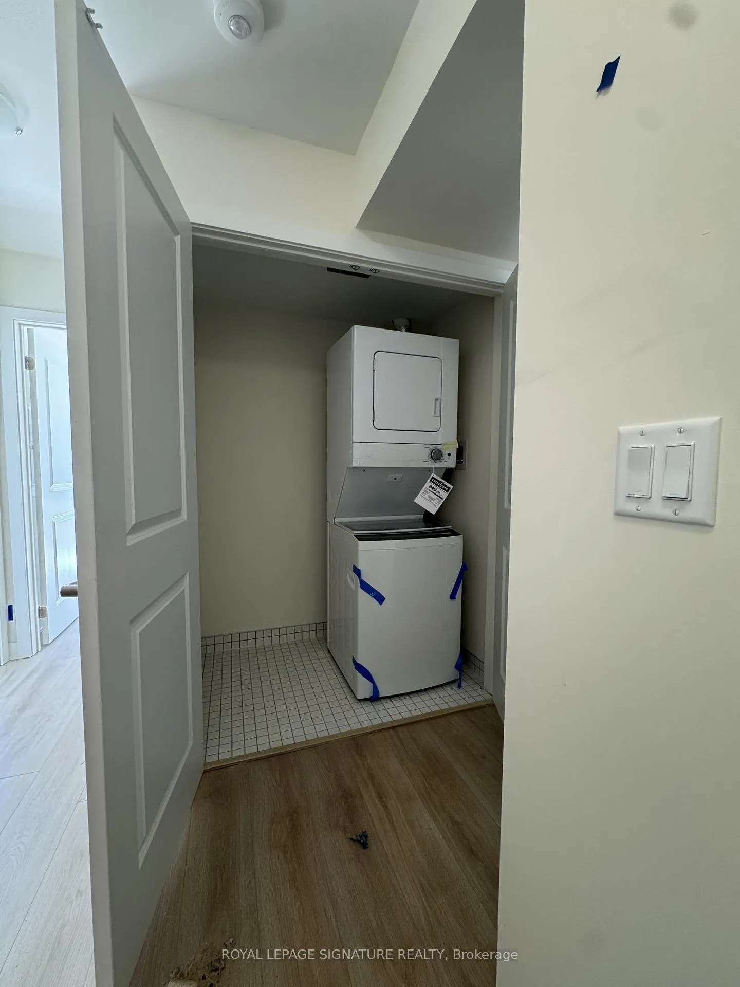 Photo 12 of Unit 1011, 1695 Dersan Street, Pickering, Duffin Heights — HOMEH