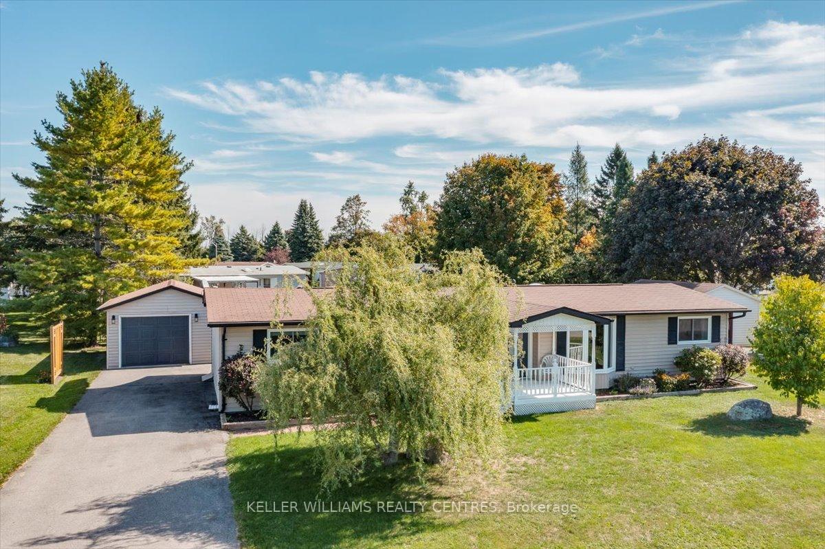 Photo 2 of 41 Damsel Circle, Georgina, Sutton & Jackson's Point — HOMEH