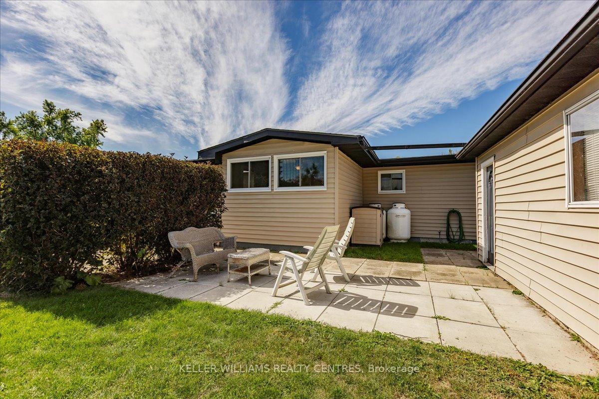 Photo 35 of 41 Damsel Circle, Georgina, Sutton & Jackson's Point — HOMEH