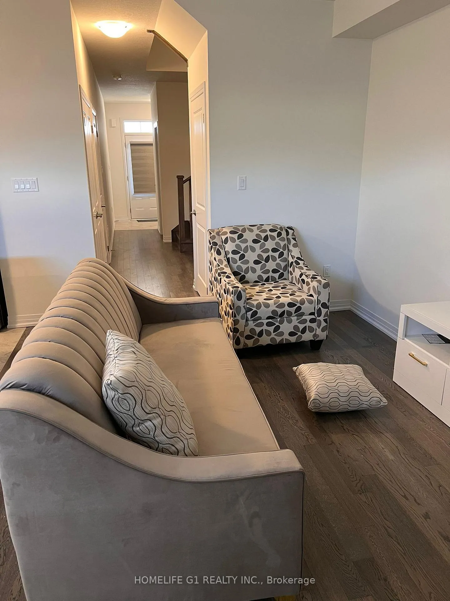 Photo 6 of 151 Velvet Way, Thorold, Rolling Meadows — HOMEH