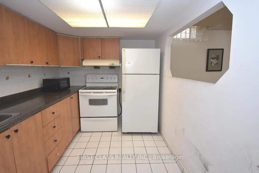 Photo 5 of Unit BSMT, 3 Halder Crescent, Markham, Milliken Mills East — HOMEH