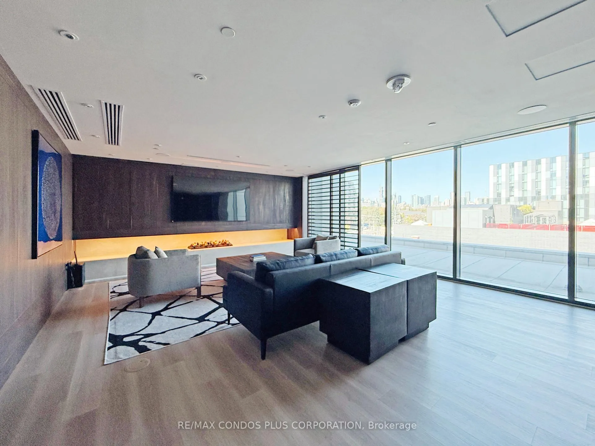 Photo 17 of Unit 304, 425 Front Street E, Toronto, Waterfront Communities — HOMEH