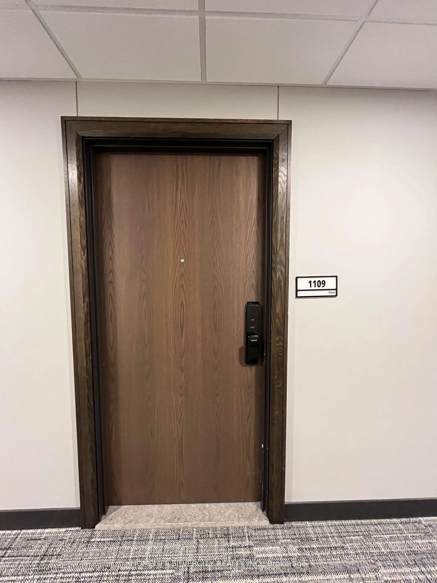 Photo 3 of Unit 1109, 741 King Street W, Kitchener, KW Hospital — HOMEH