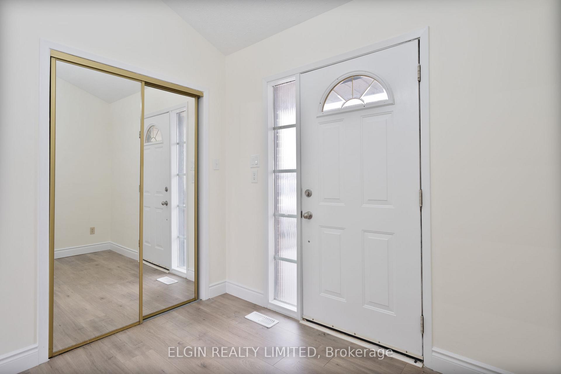 Photo 3 of 8776 Centennial Road SE, Central Elgin, Rural Central Elgin — HOMEH