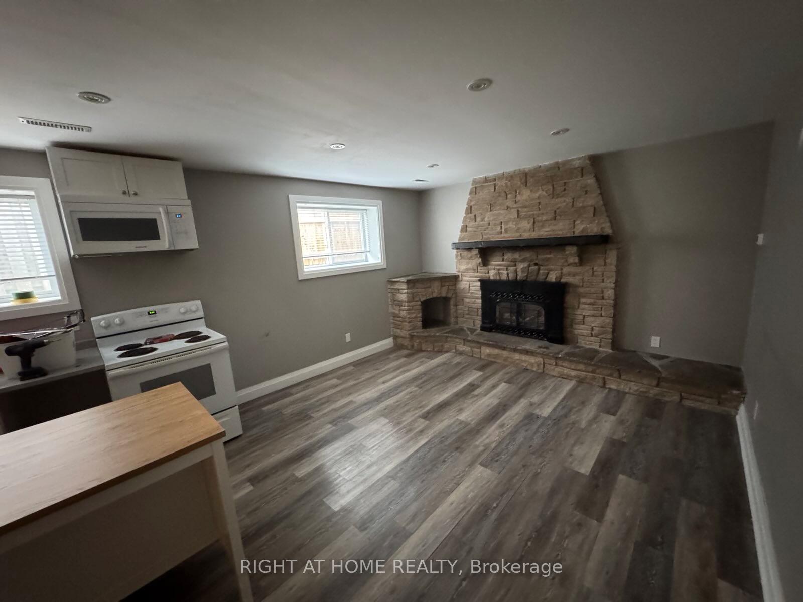Photo 3 of 4 Morgandale Crescent, Clarington, Bowmanville — HOMEH
