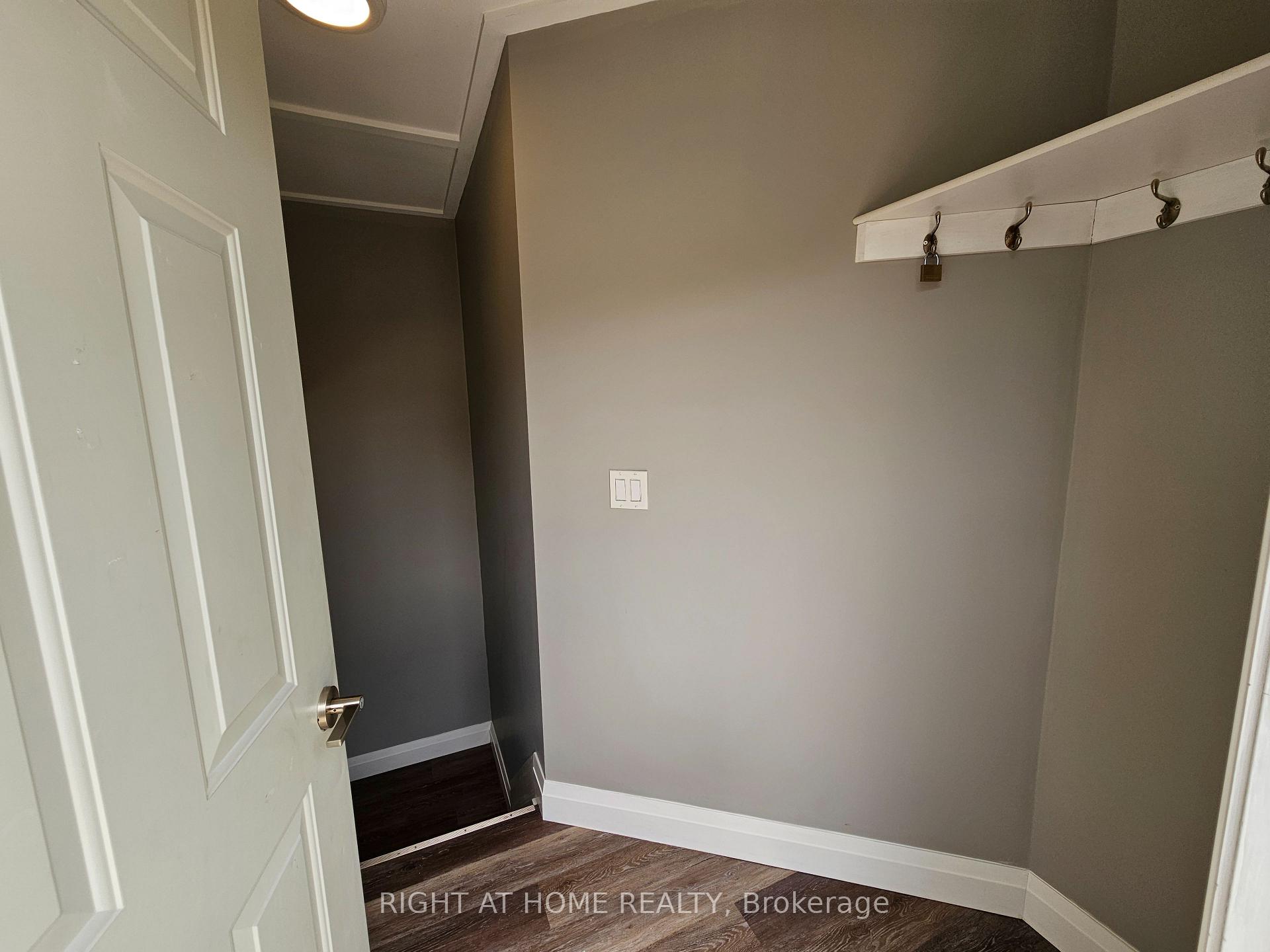 Photo 5 of 4 Morgandale Crescent, Clarington, Bowmanville — HOMEH