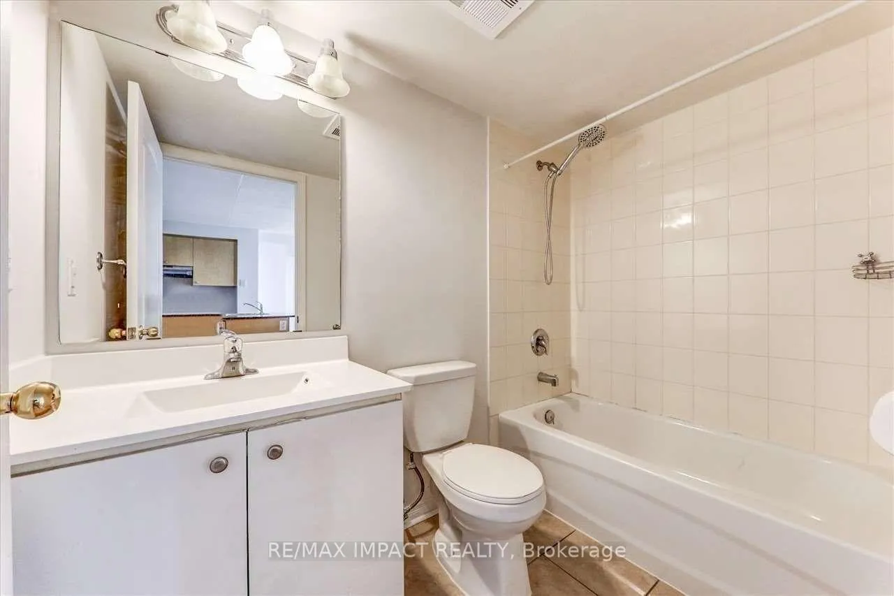 Photo 15 of Unit 716, 4600 Steeles Avenue, Markham, Milliken Mills East — HOMEH