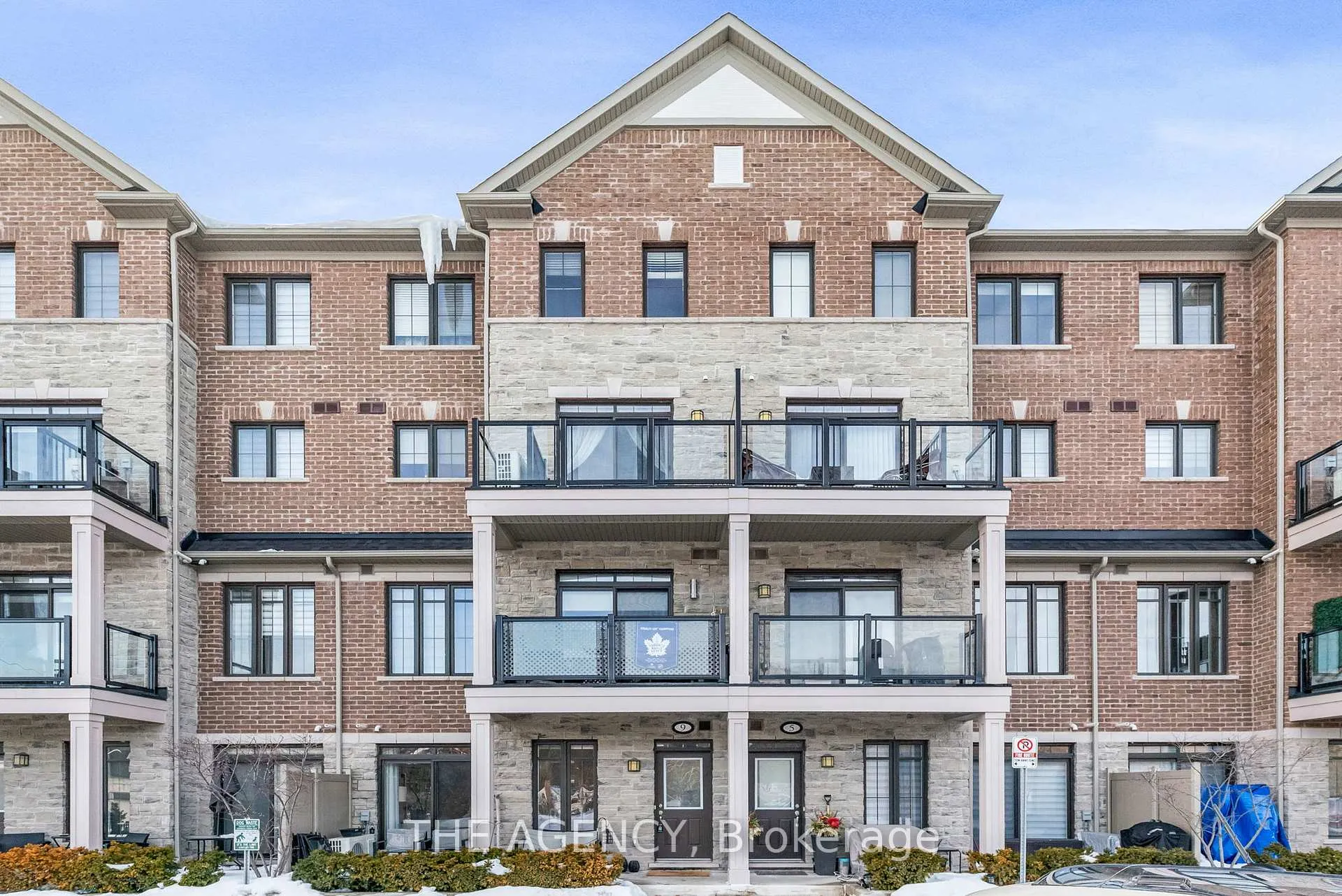 Front of Unit 9, 198 Pine Grove Road