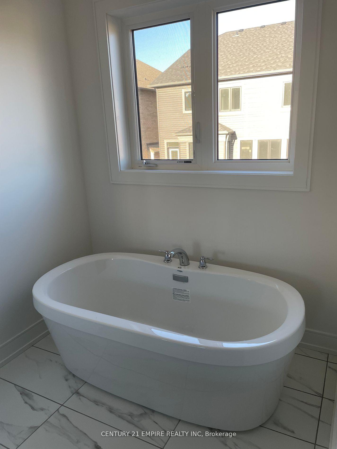 Photo 11 of 101 Henshaw Drive, Erin — HOMEH