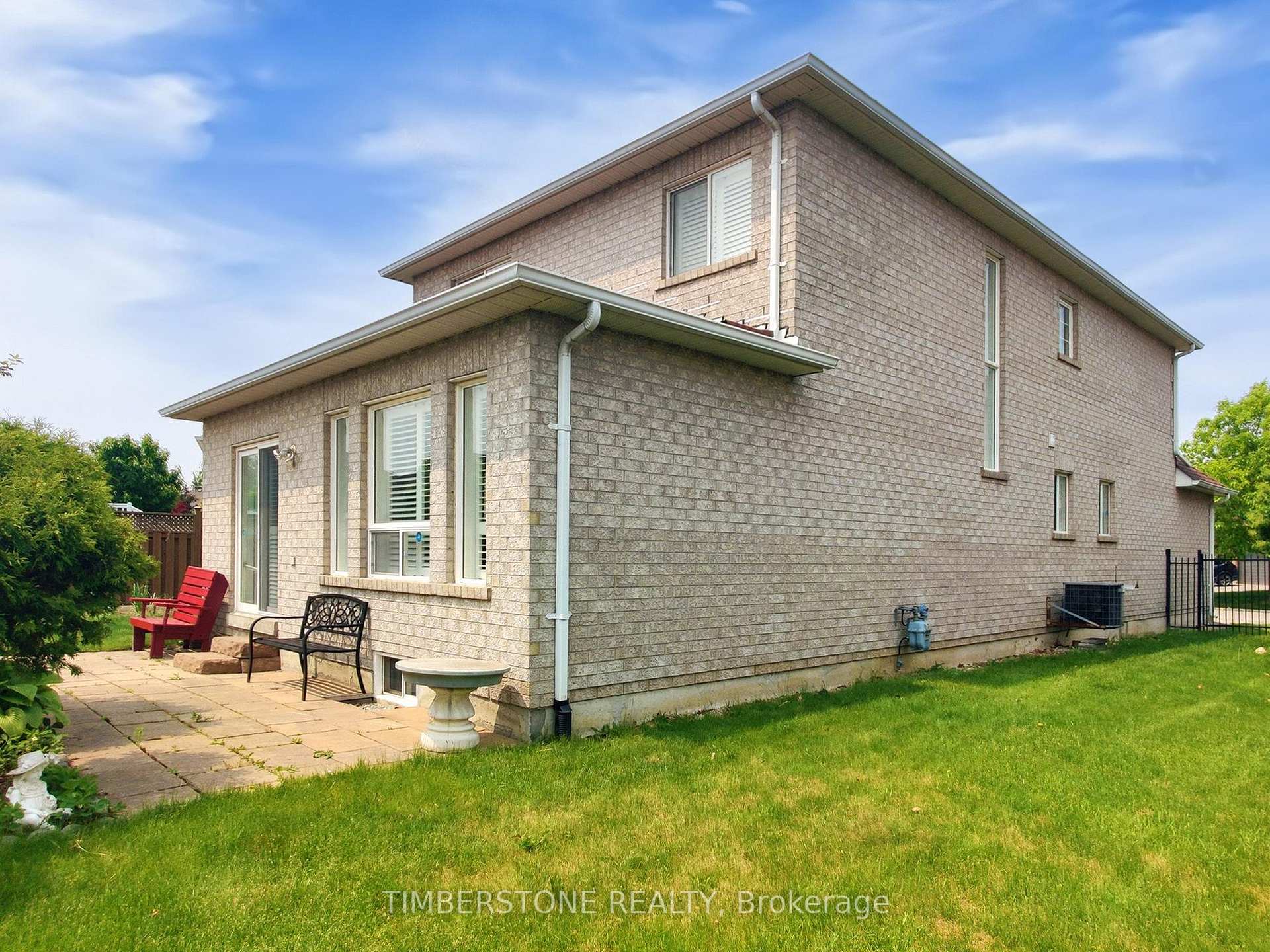 Photo 27 of 16 Ernest Biason Boulevard, Caledon, Bolton East — HOMEH