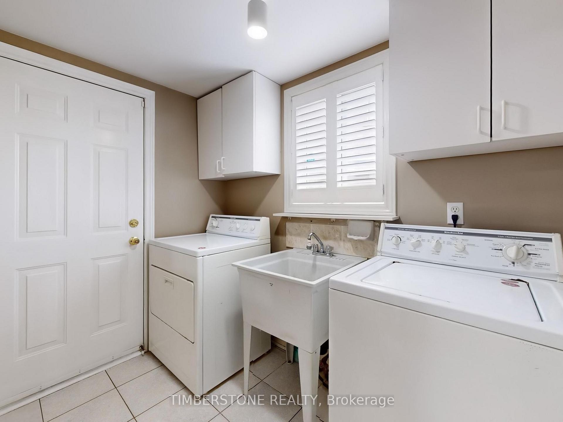 Photo 10 of 16 Ernest Biason Boulevard, Caledon, Bolton East — HOMEH