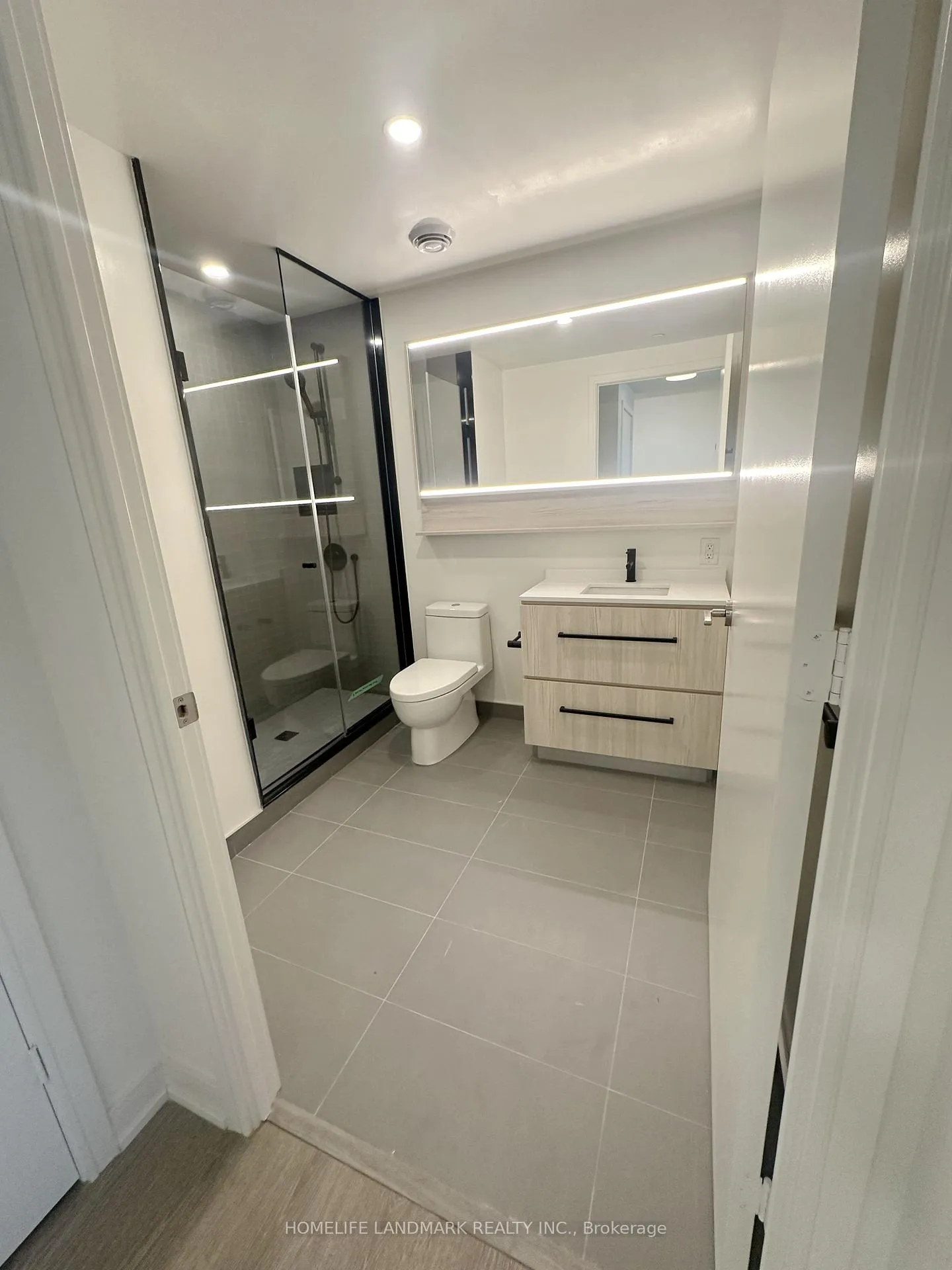 Photo 6 of Unit 515, 425 Front Street E, Toronto, Waterfront Communities — HOMEH