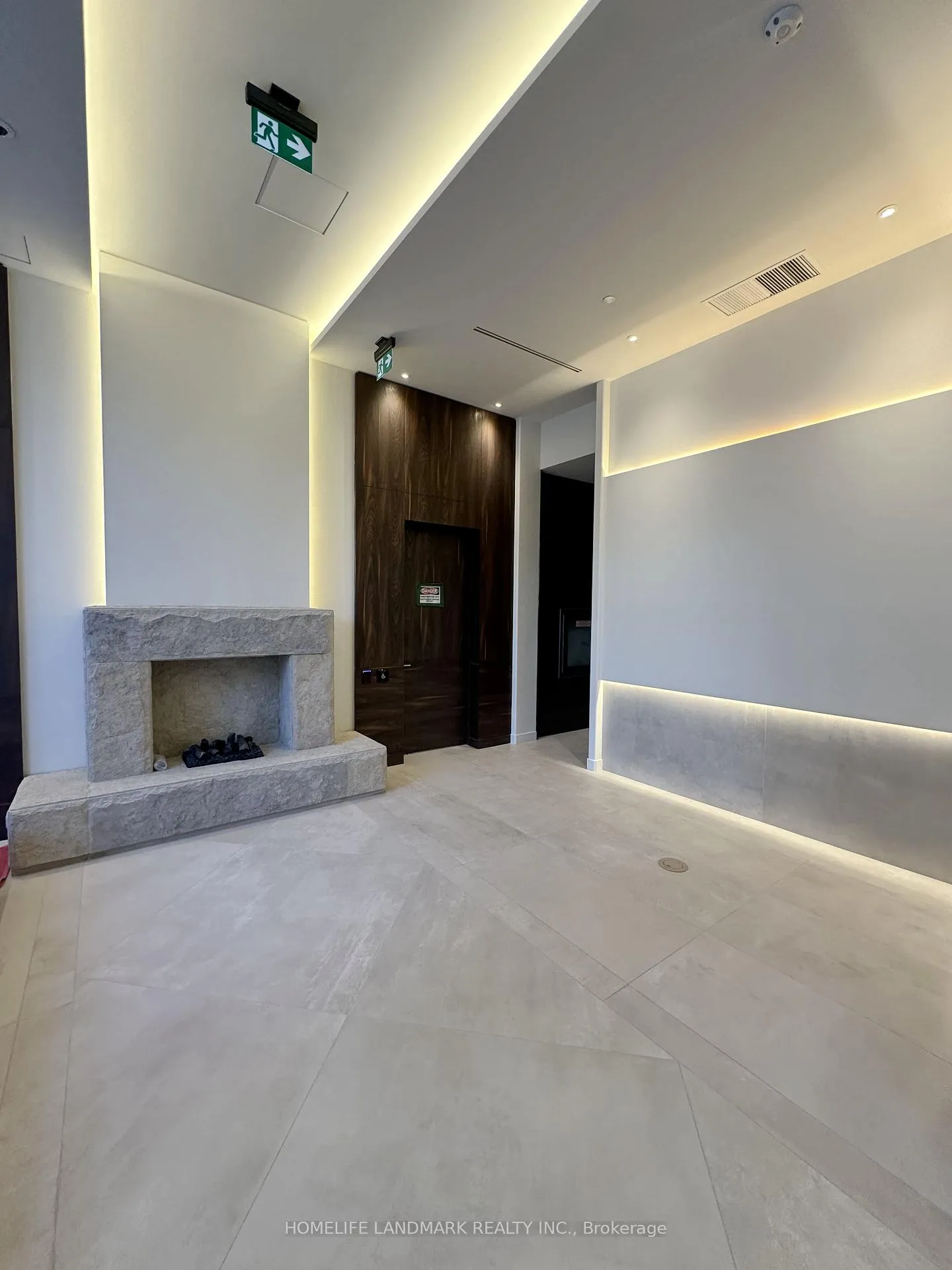 Photo 10 of Unit 515, 425 Front Street E, Toronto, Waterfront Communities — HOMEH