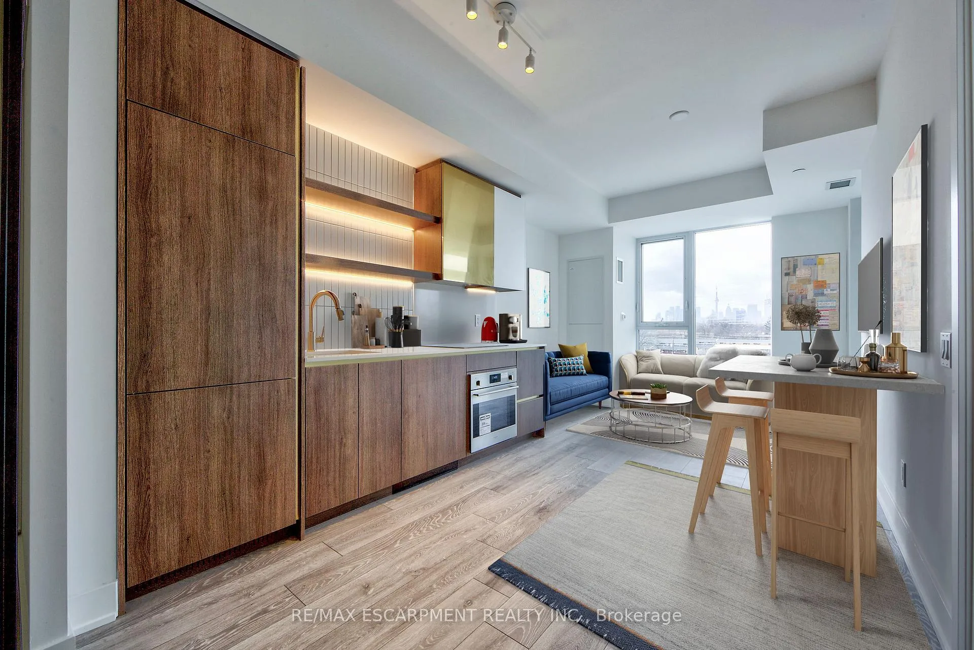 Photo 4 of Unit 514, 1285 Queen Street E, Toronto, Greenwood-Coxwell — HOMEH
