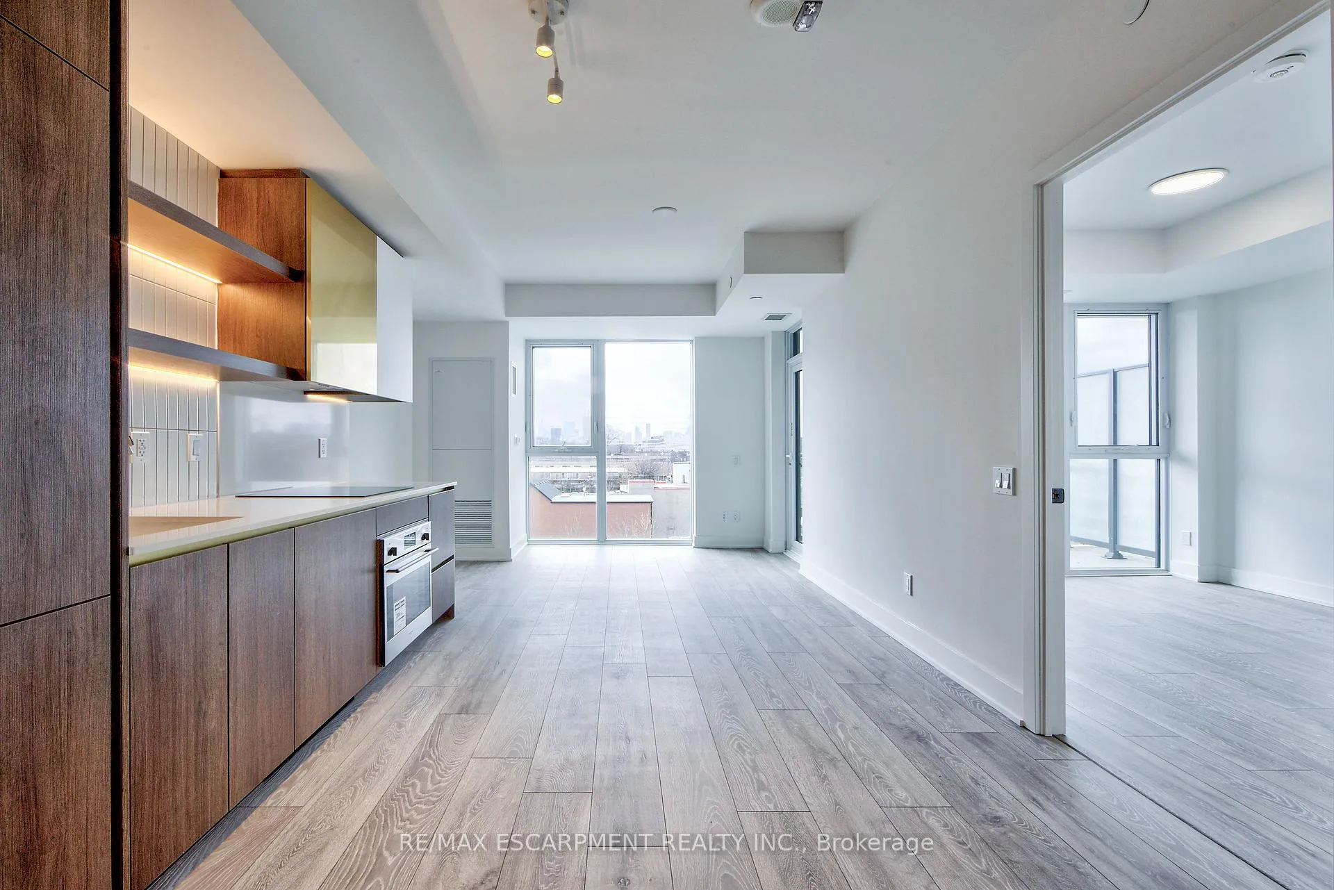 Photo 17 of Unit 514, 1285 Queen Street E, Toronto, Greenwood-Coxwell — HOMEH