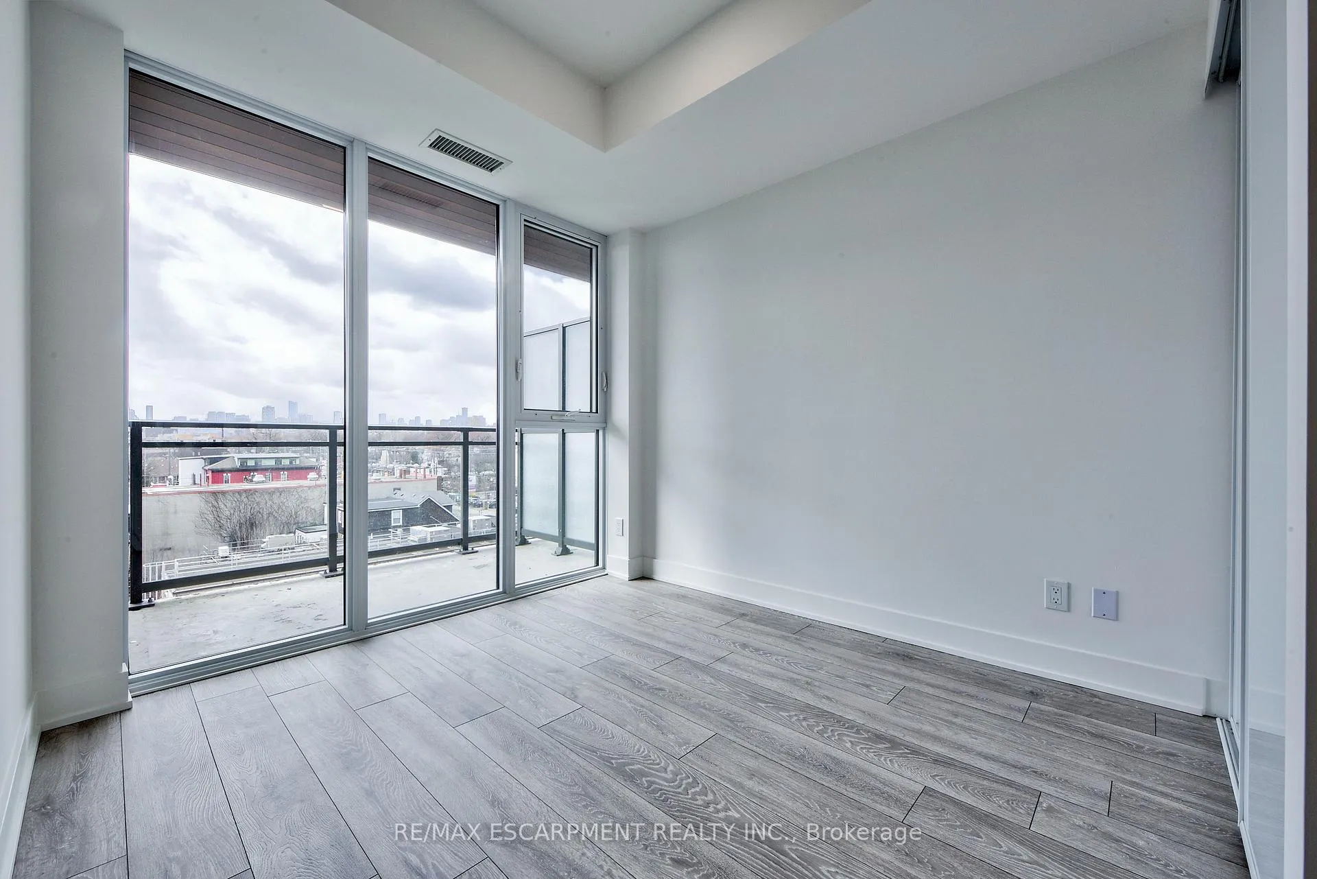 Photo 19 of Unit 514, 1285 Queen Street E, Toronto, Greenwood-Coxwell — HOMEH