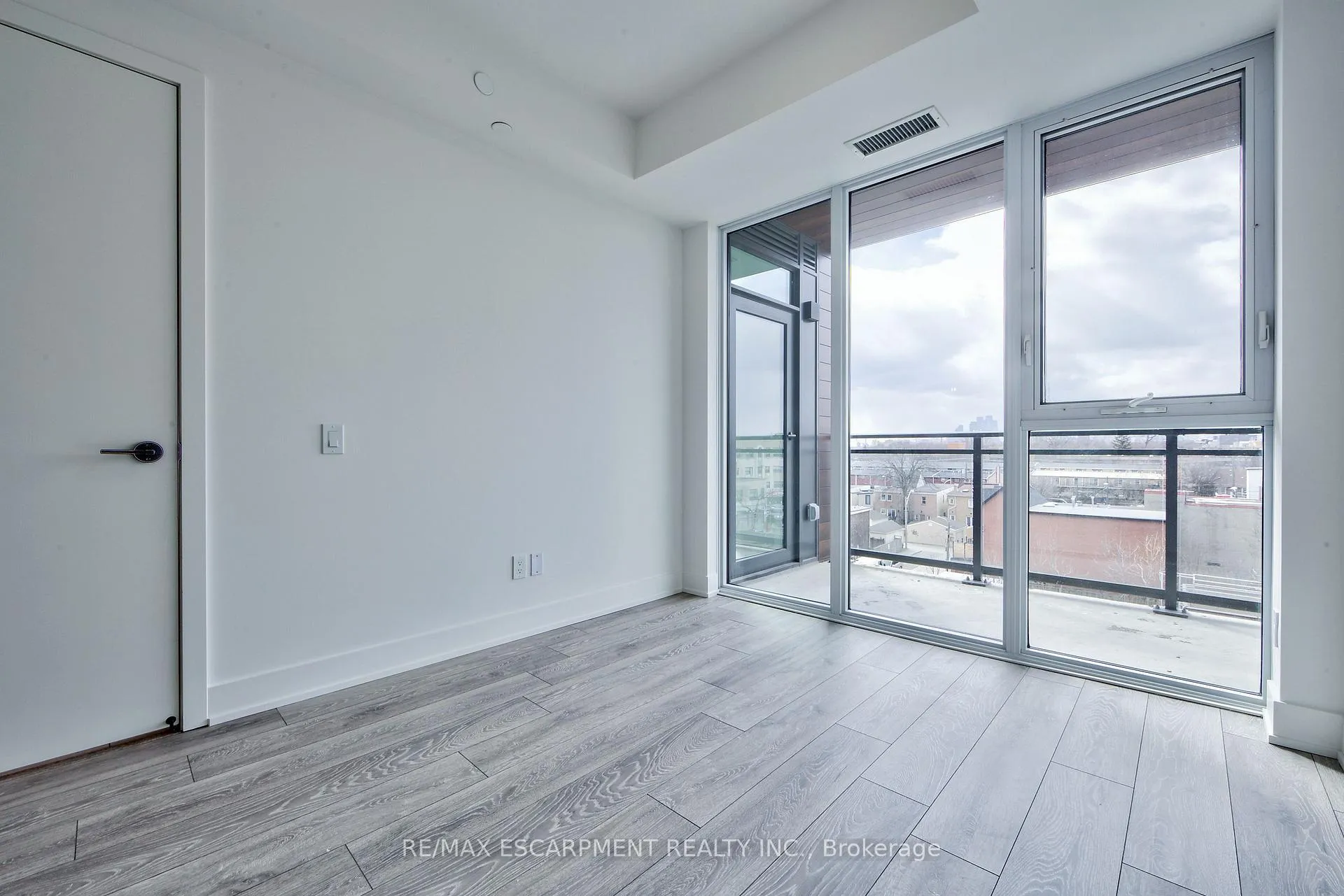 Photo 21 of Unit 514, 1285 Queen Street E, Toronto, Greenwood-Coxwell — HOMEH