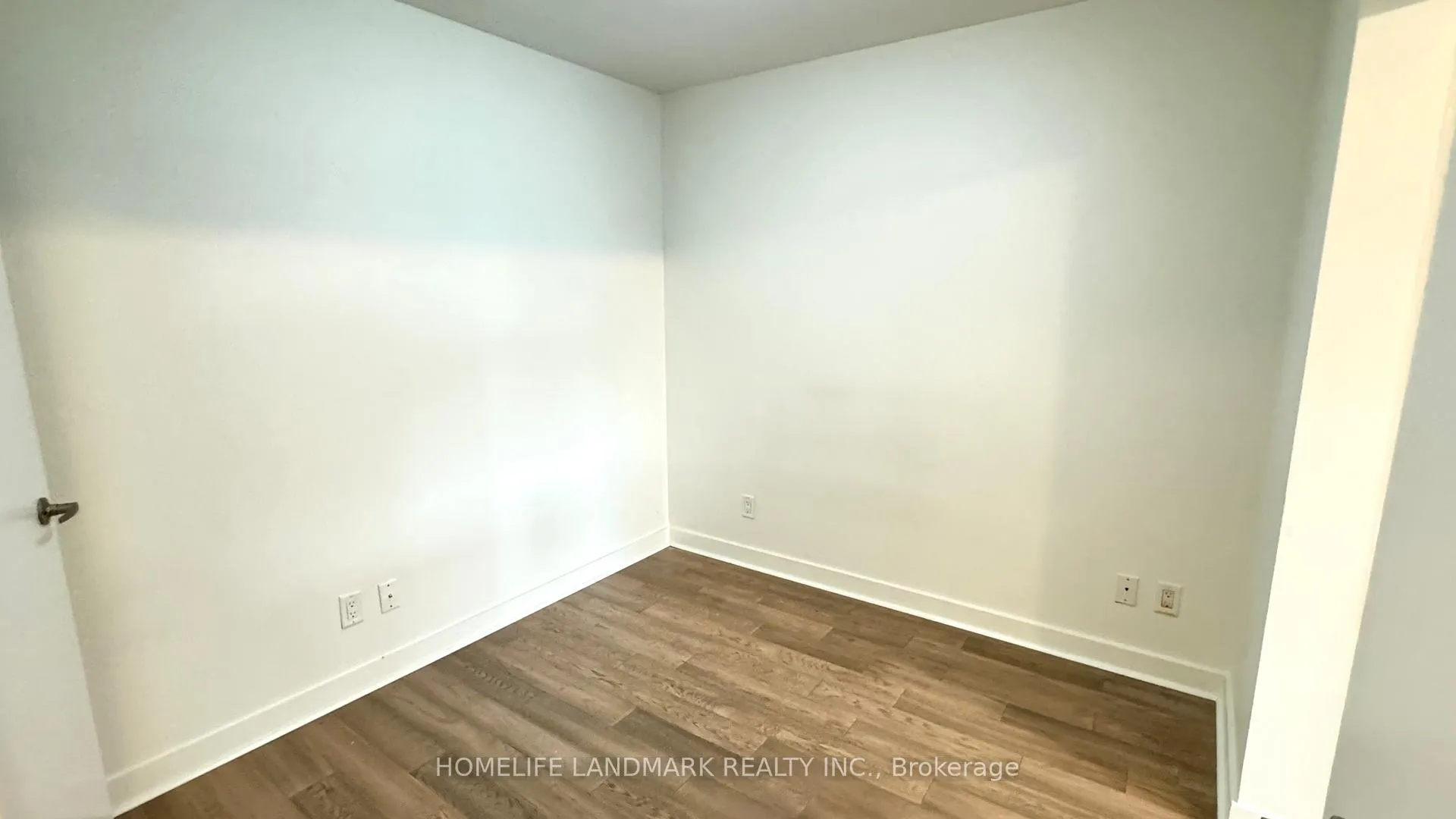 Photo 13 of Unit 403, 58 Orchard View Boulevard, Toronto, Yonge-Eglinton — HOMEH