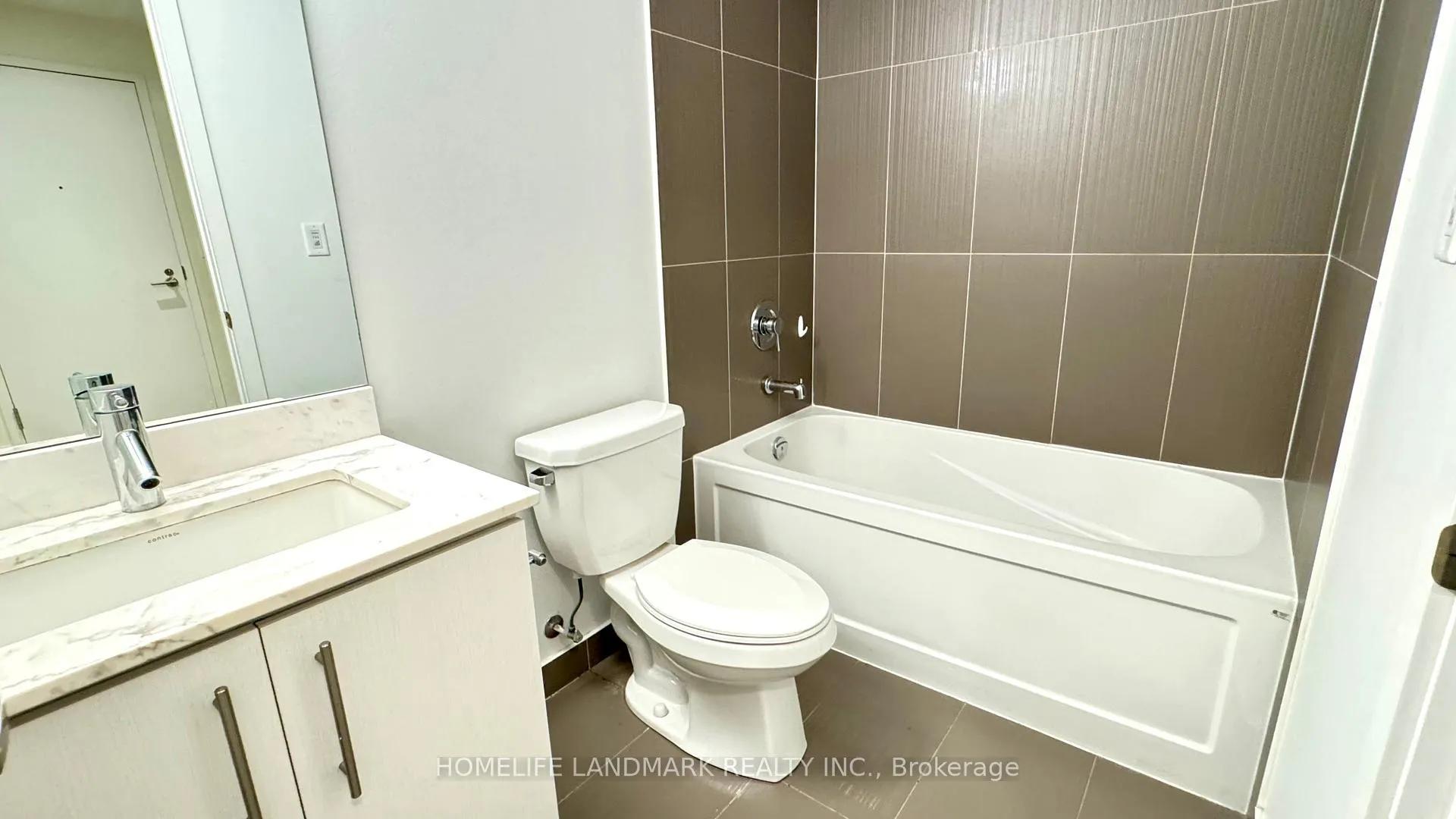 Photo 15 of Unit 403, 58 Orchard View Boulevard, Toronto, Yonge-Eglinton — HOMEH