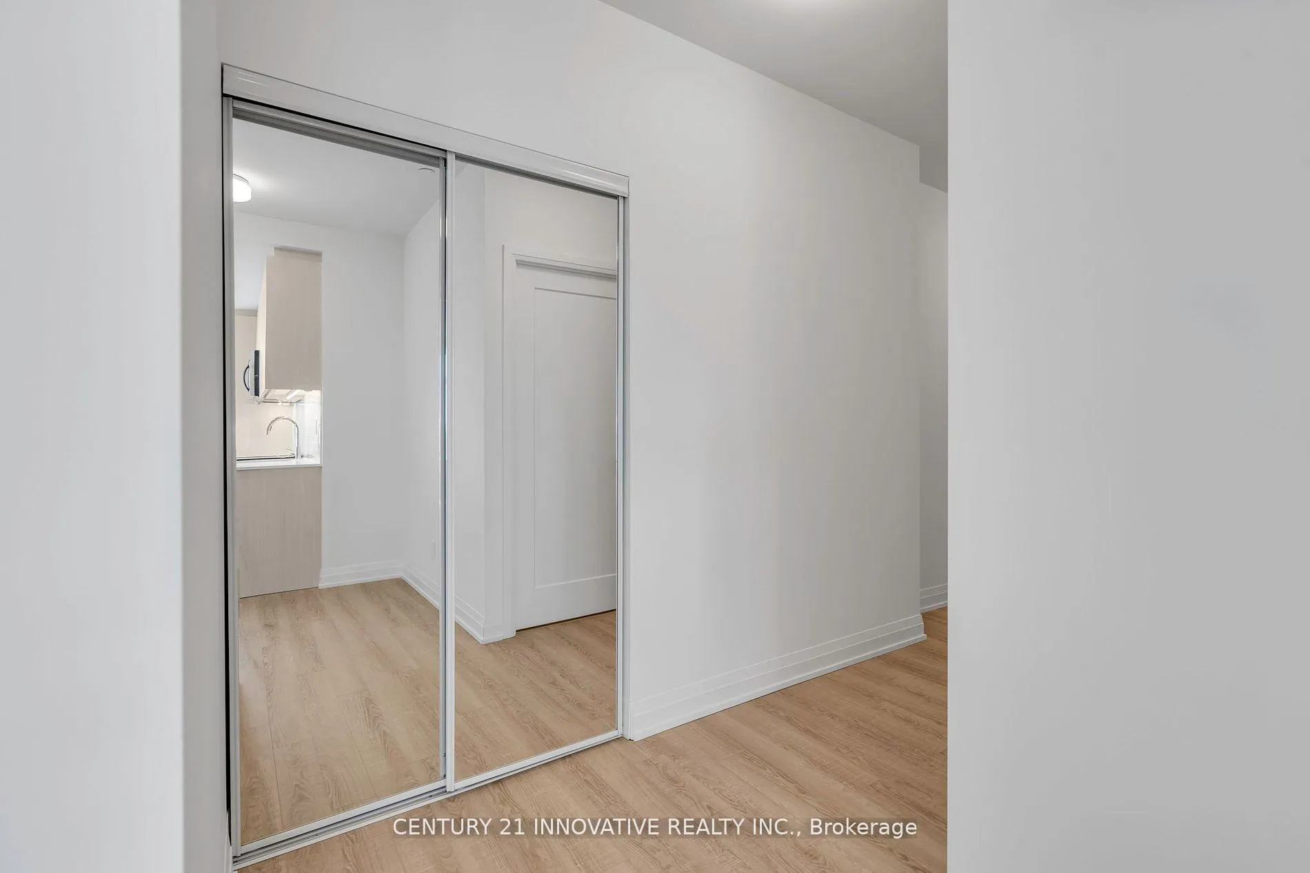 Photo 9 of Unit 603, 286 Main Street, Toronto, East End-Danforth — HOMEH