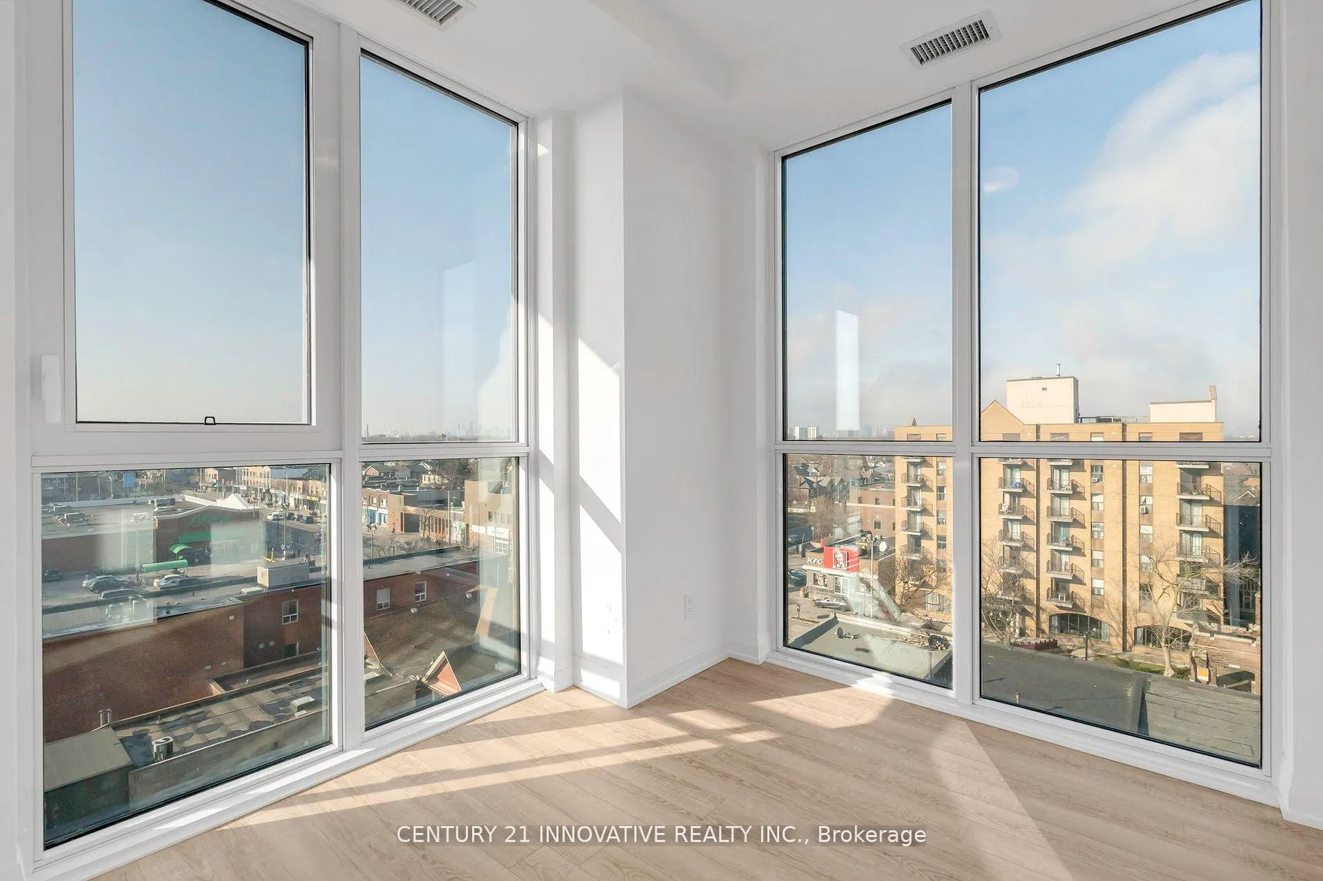 Photo 21 of Unit 603, 286 Main Street, Toronto, East End-Danforth — HOMEH