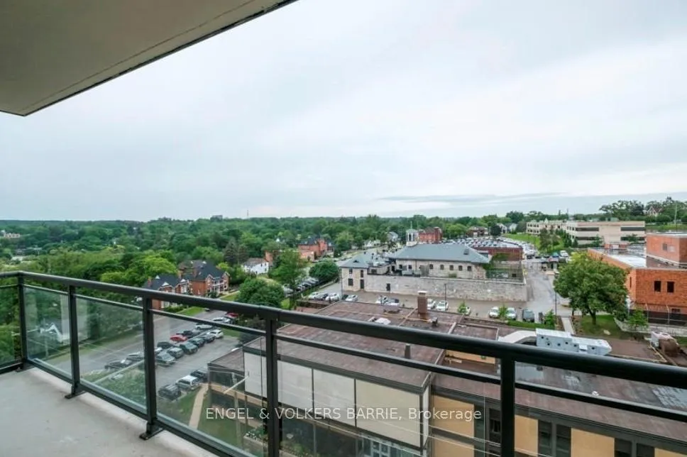 Photo 8 of Unit 704, 111 Worsley Street, Barrie, City Centre — HOMEH