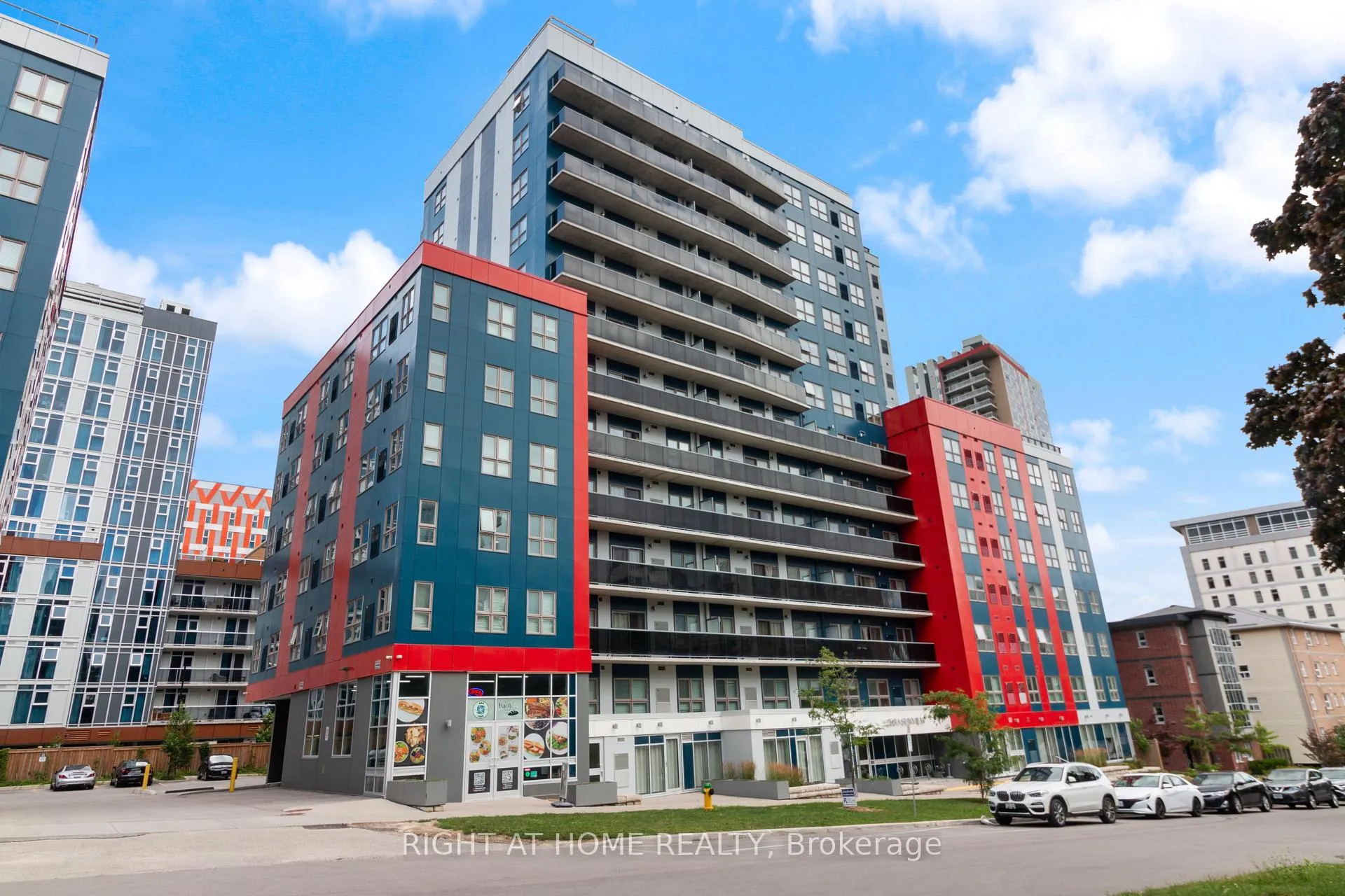 Photo 1 of Unit 156, 258A Sunview Street, Waterloo, Beechwood/University — HOMEH