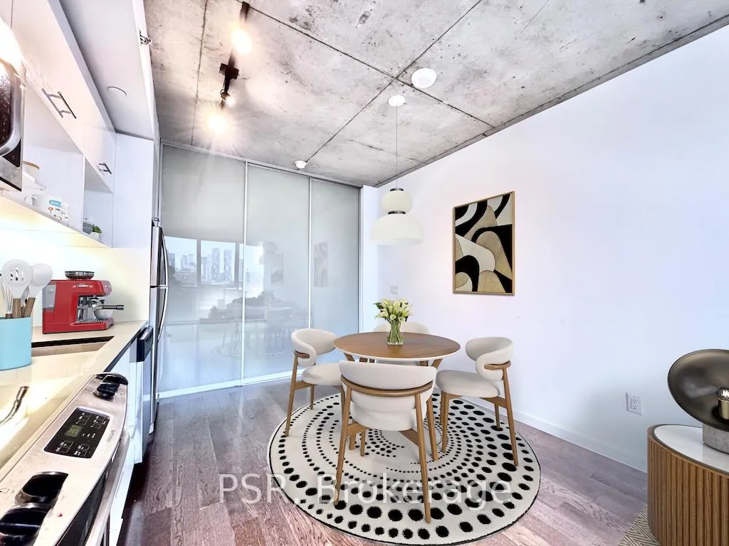 Photo 7 of Unit 811, 32 Trolley Crescent, Toronto, Moss Park — HOMEH
