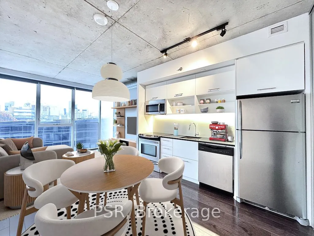 Photo 10 of Unit 811, 32 Trolley Crescent, Toronto, Moss Park — HOMEH