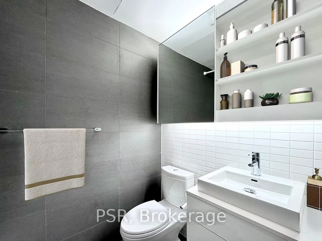 Photo 20 of Unit 811, 32 Trolley Crescent, Toronto, Moss Park — HOMEH