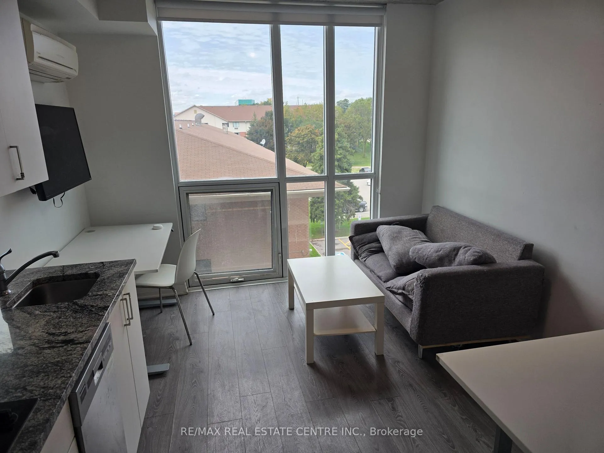 Photo 3 of Unit 419, 1900 Simcoe Street N, Oshawa, Samac — HOMEH
