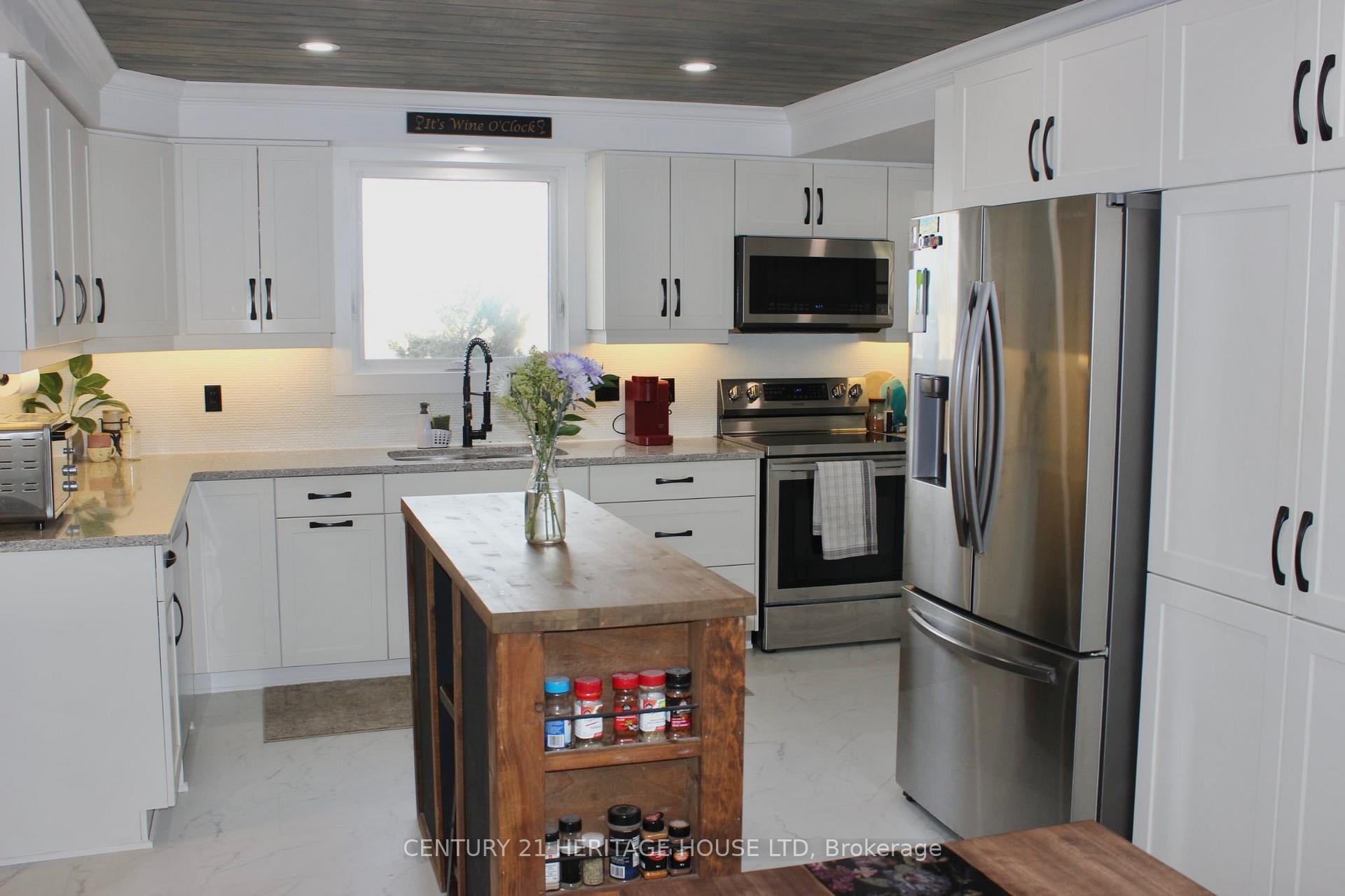 Photo 3 of 6958 Sunset Road, Central Elgin, Rural Central Elgin — HOMEH
